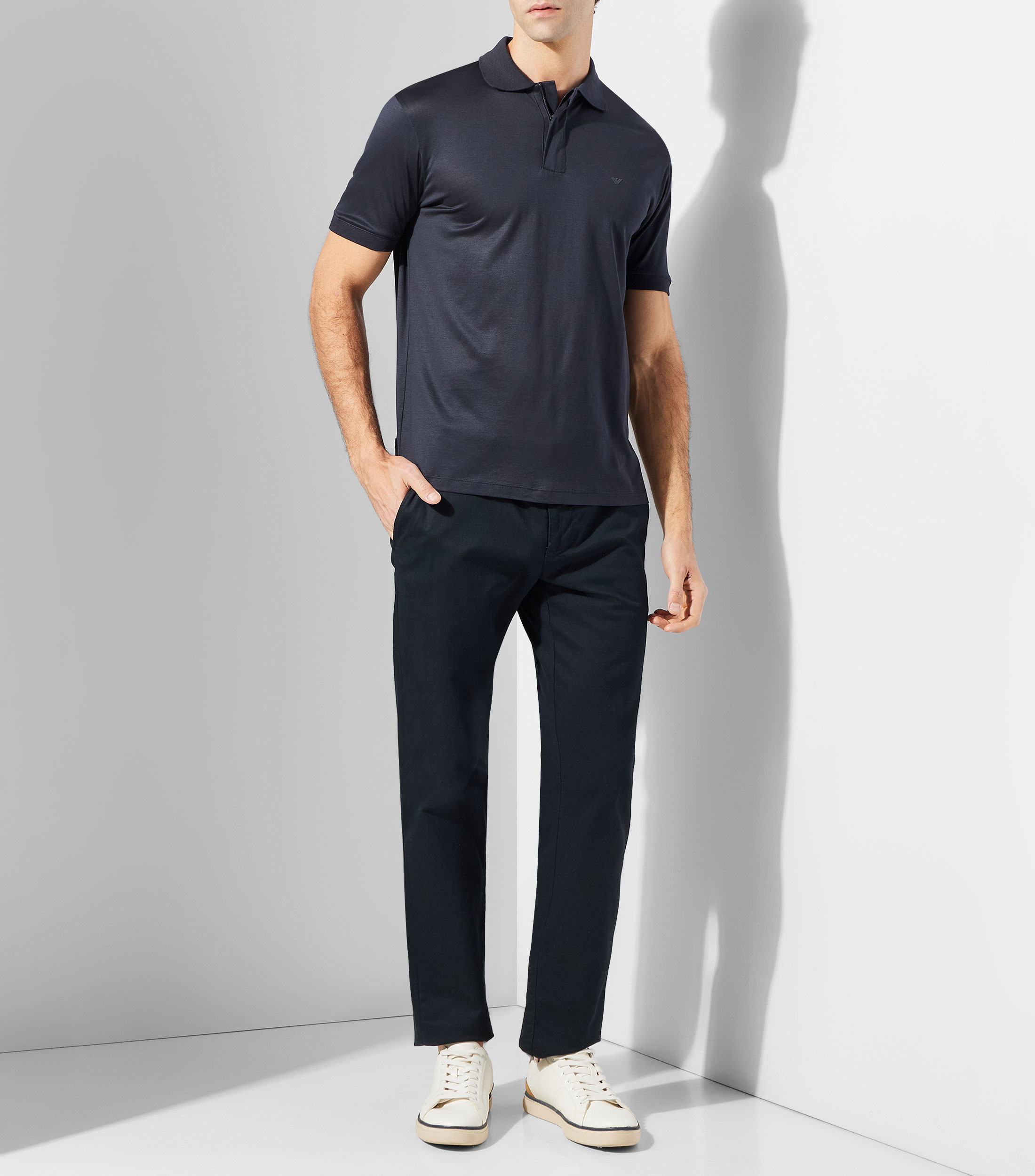 Playera tipo polo manga corta lisa Hombre