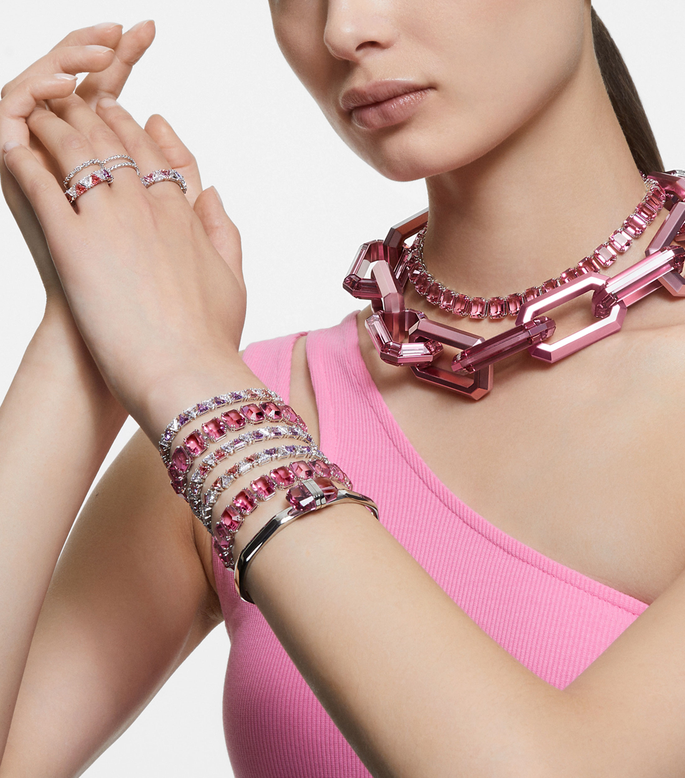 Anillo con cristales redondos Mujer
