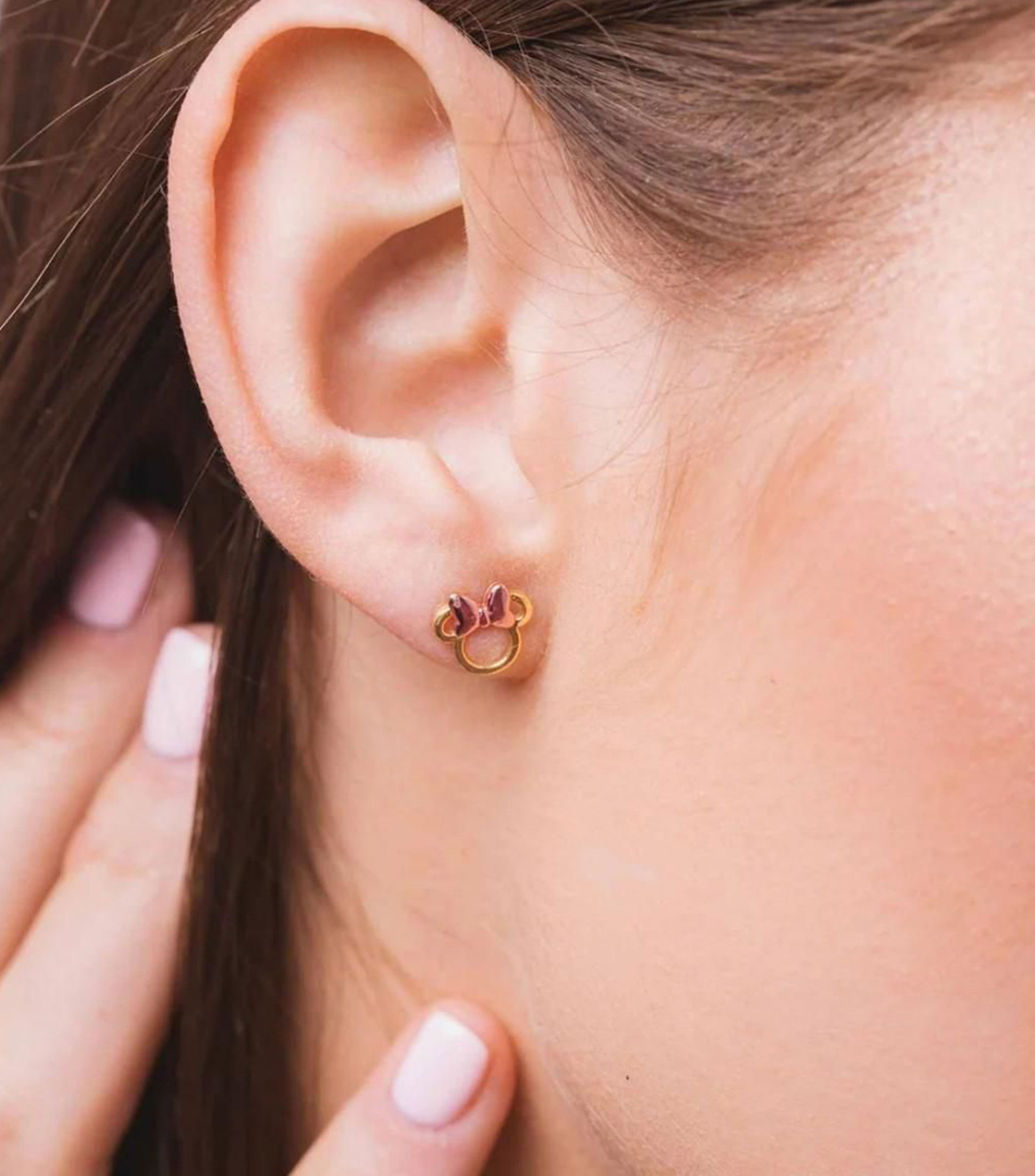 Aretes en Oro de 14 Kilates de Minnie y moño Niña