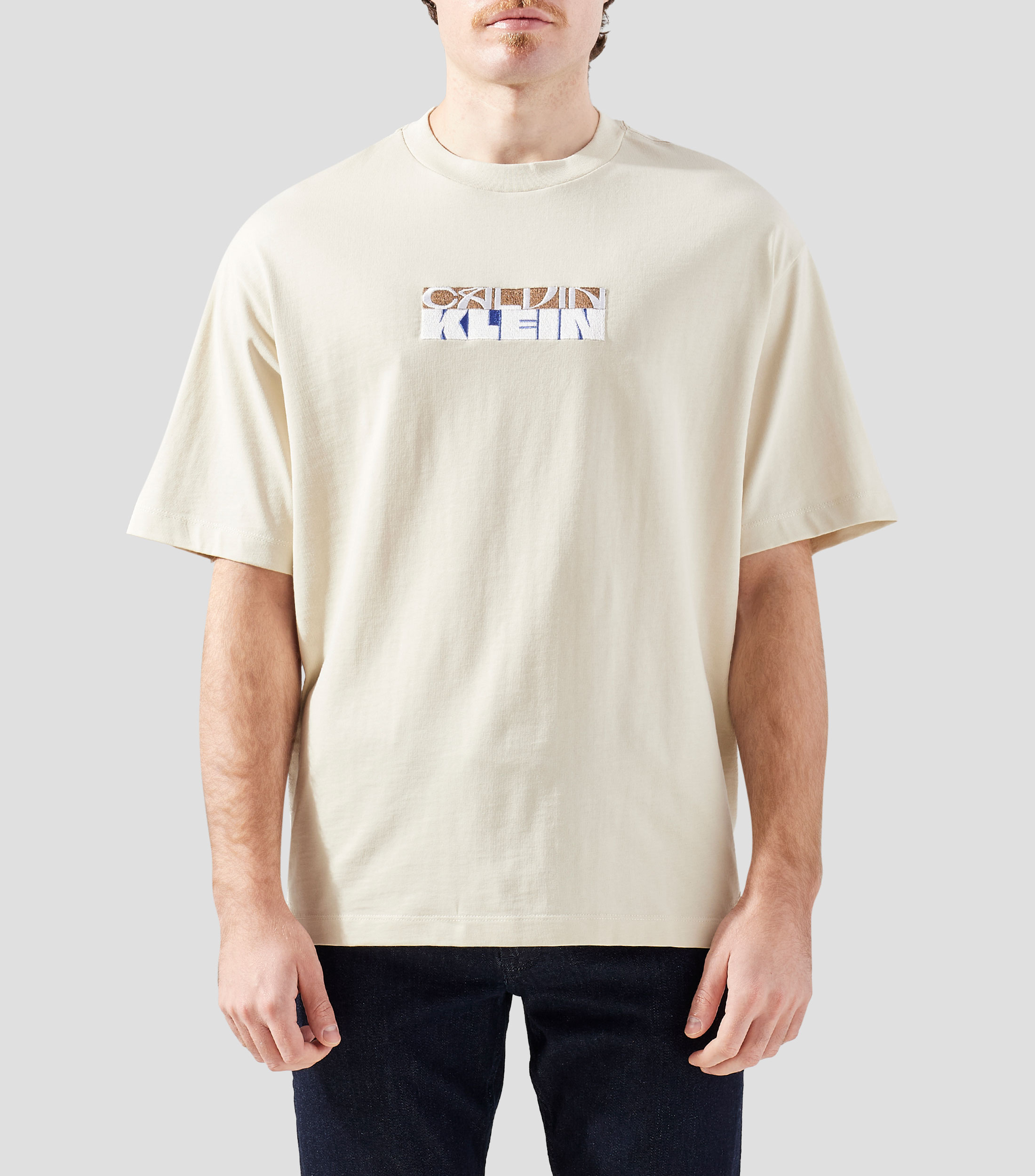 Playera cuello redondo manga corta estampada Hombre