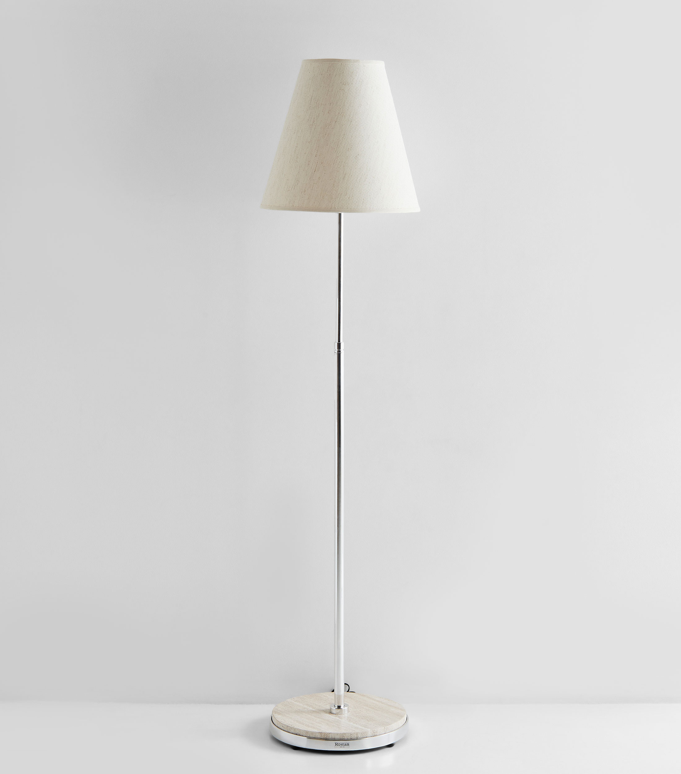 Lampara de Pie Traverino 120 V