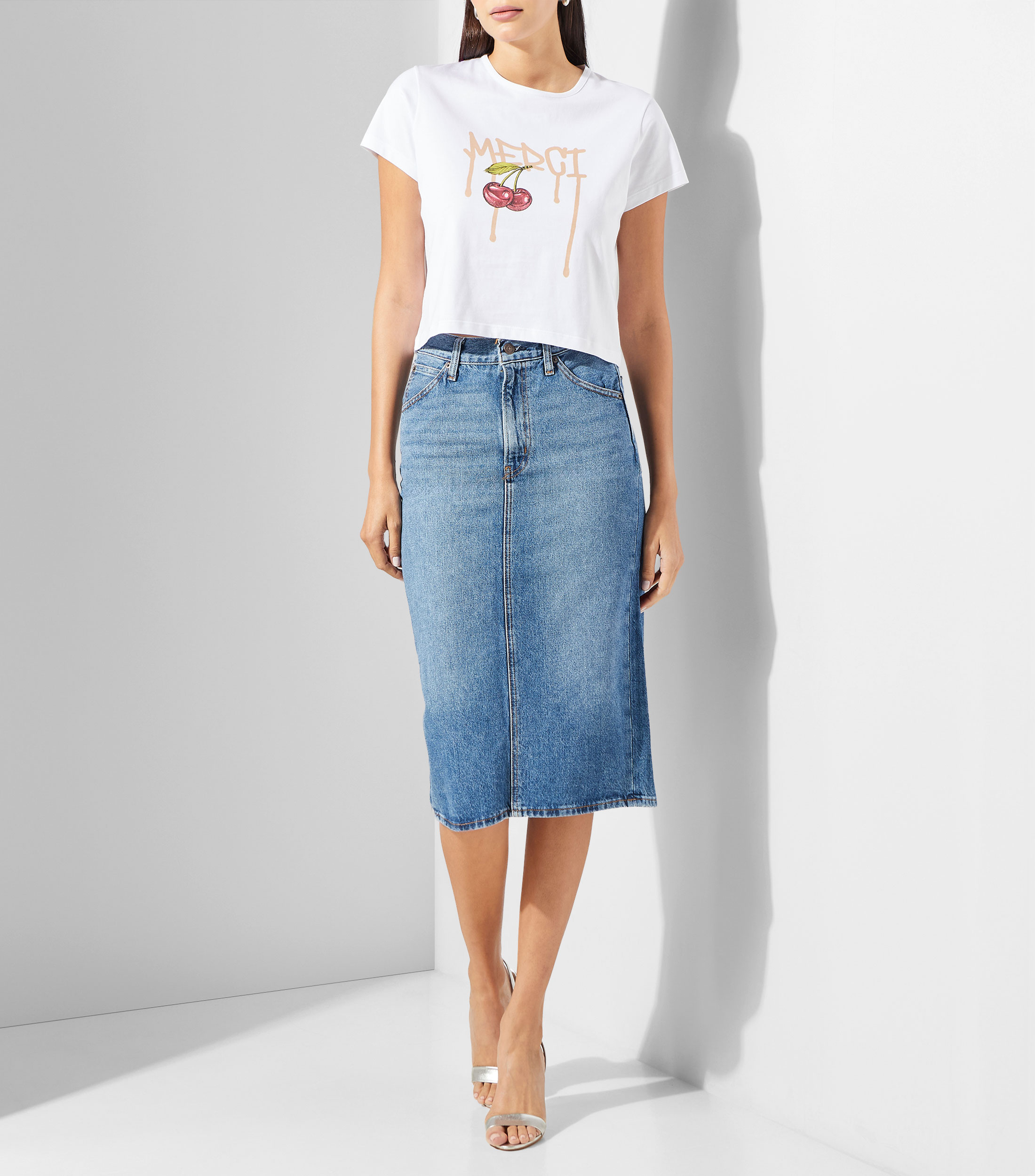 Playera cuello redondo manga corta estampada Mujer