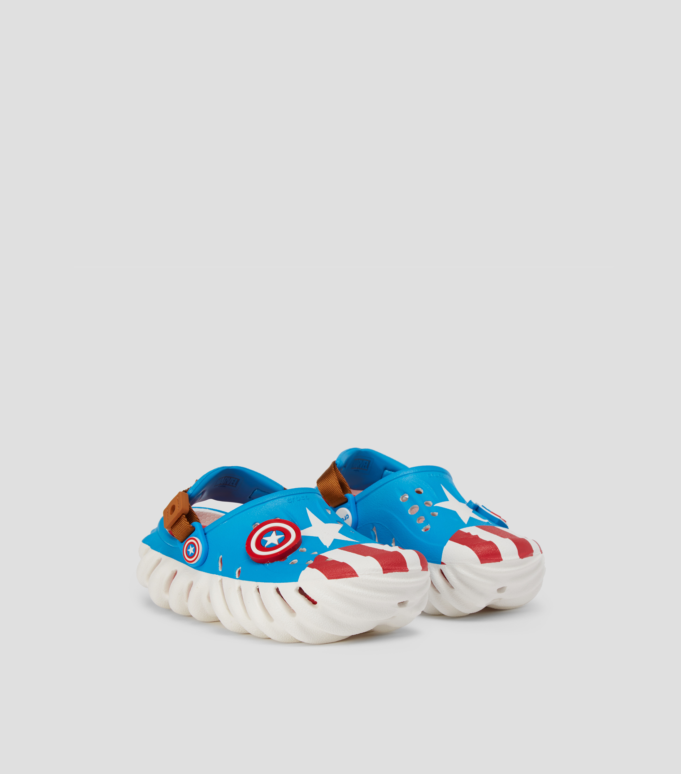 Sandalias Clogs Capitán América Niño