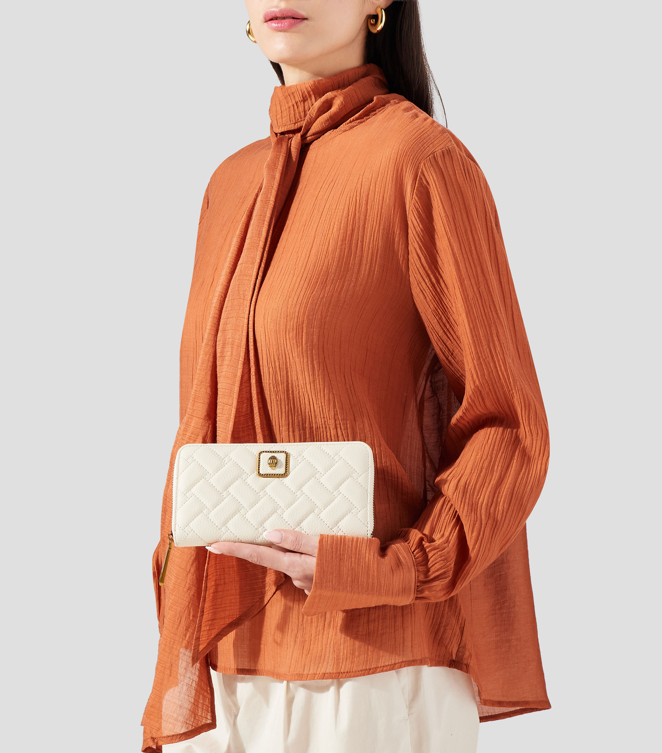 Cartera en piel lisa Mujer