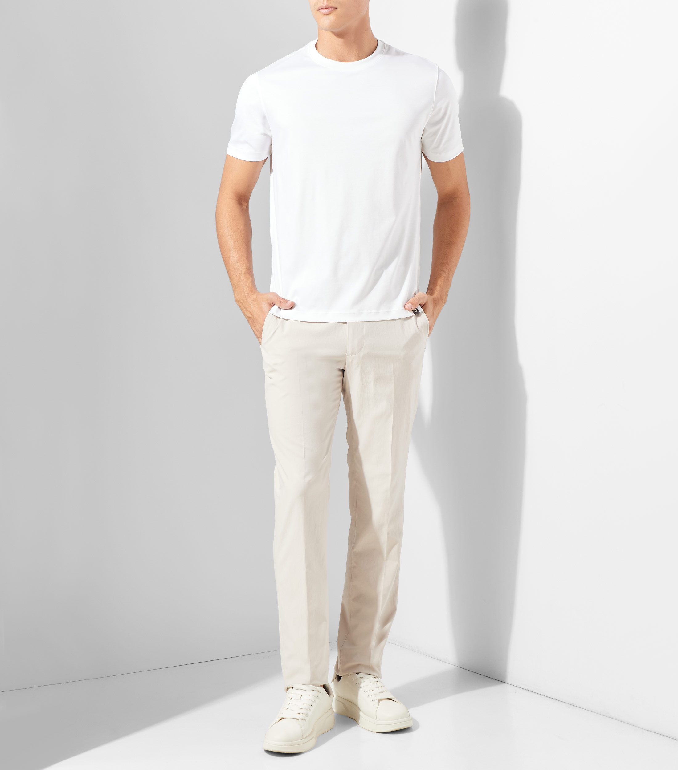 Playera cuello redondo manga corta lisa Hombre