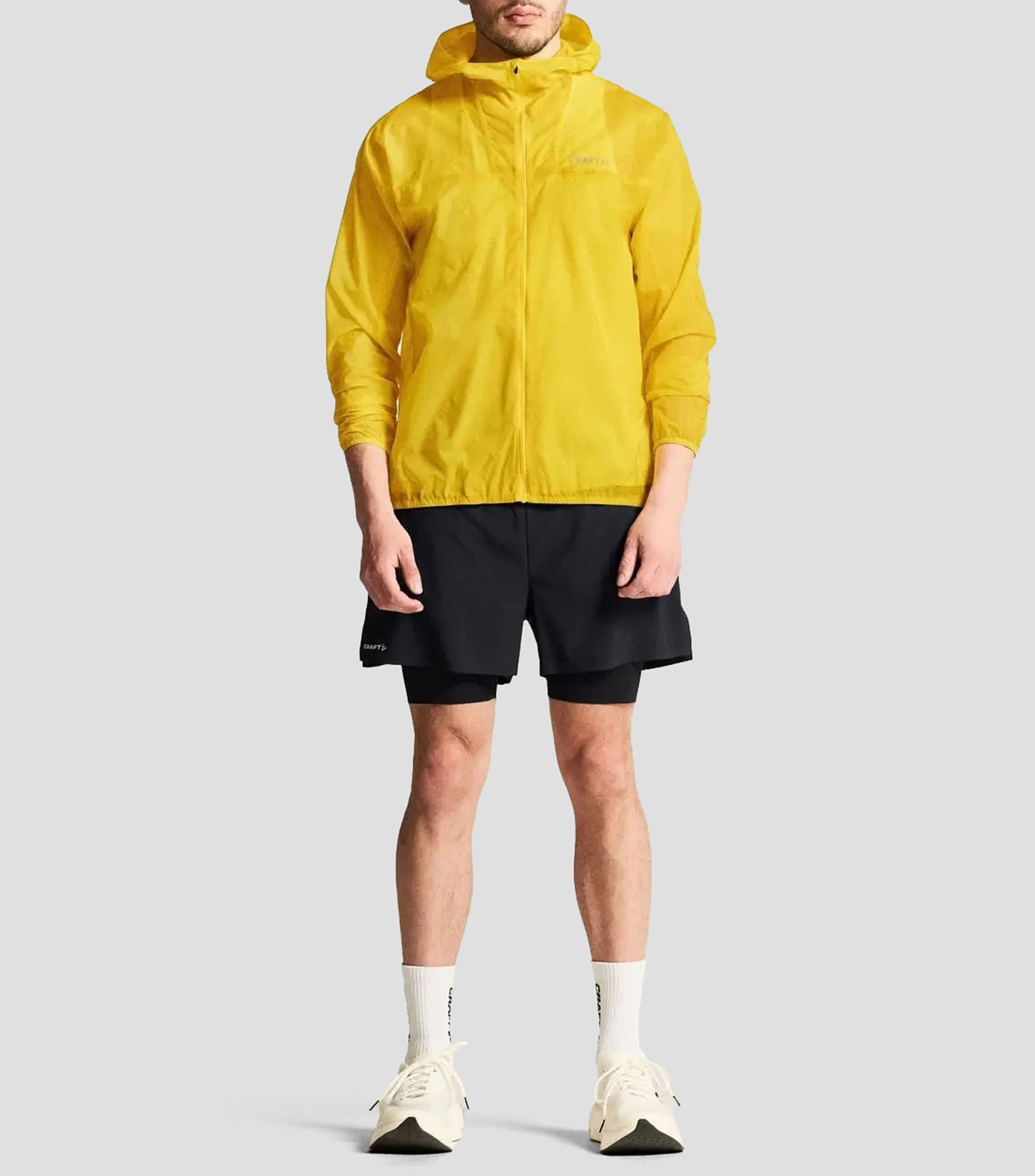 Short para entrenamiento liso Hombre