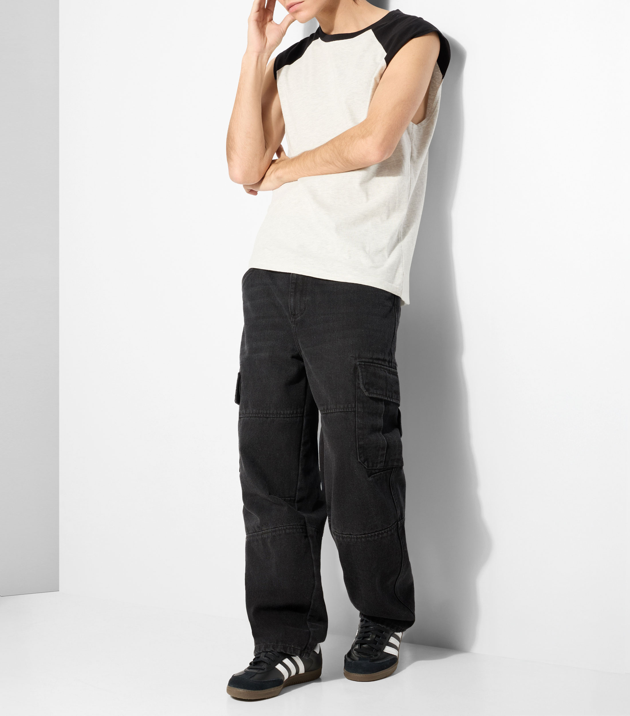 Playera cuello redondo sin mangas lisa Hombre