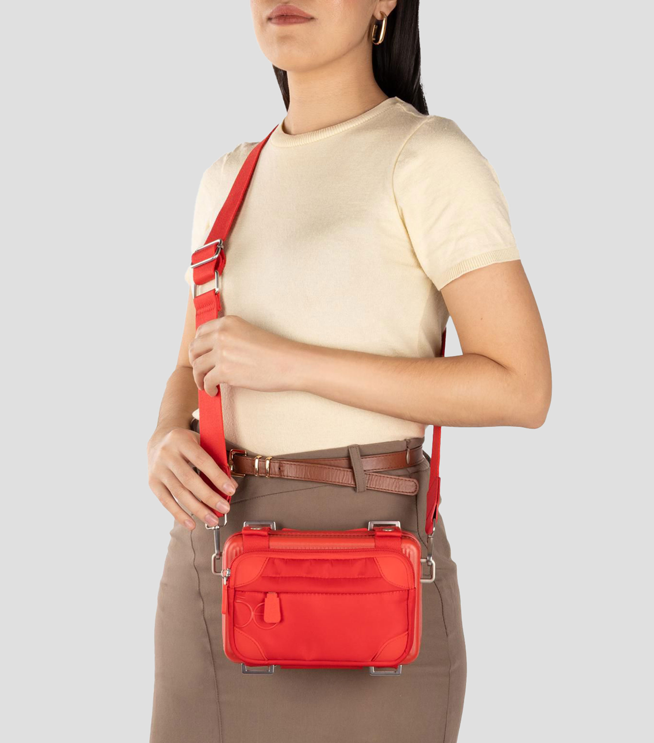 Cosmetiquera roja Sasdil Mujer