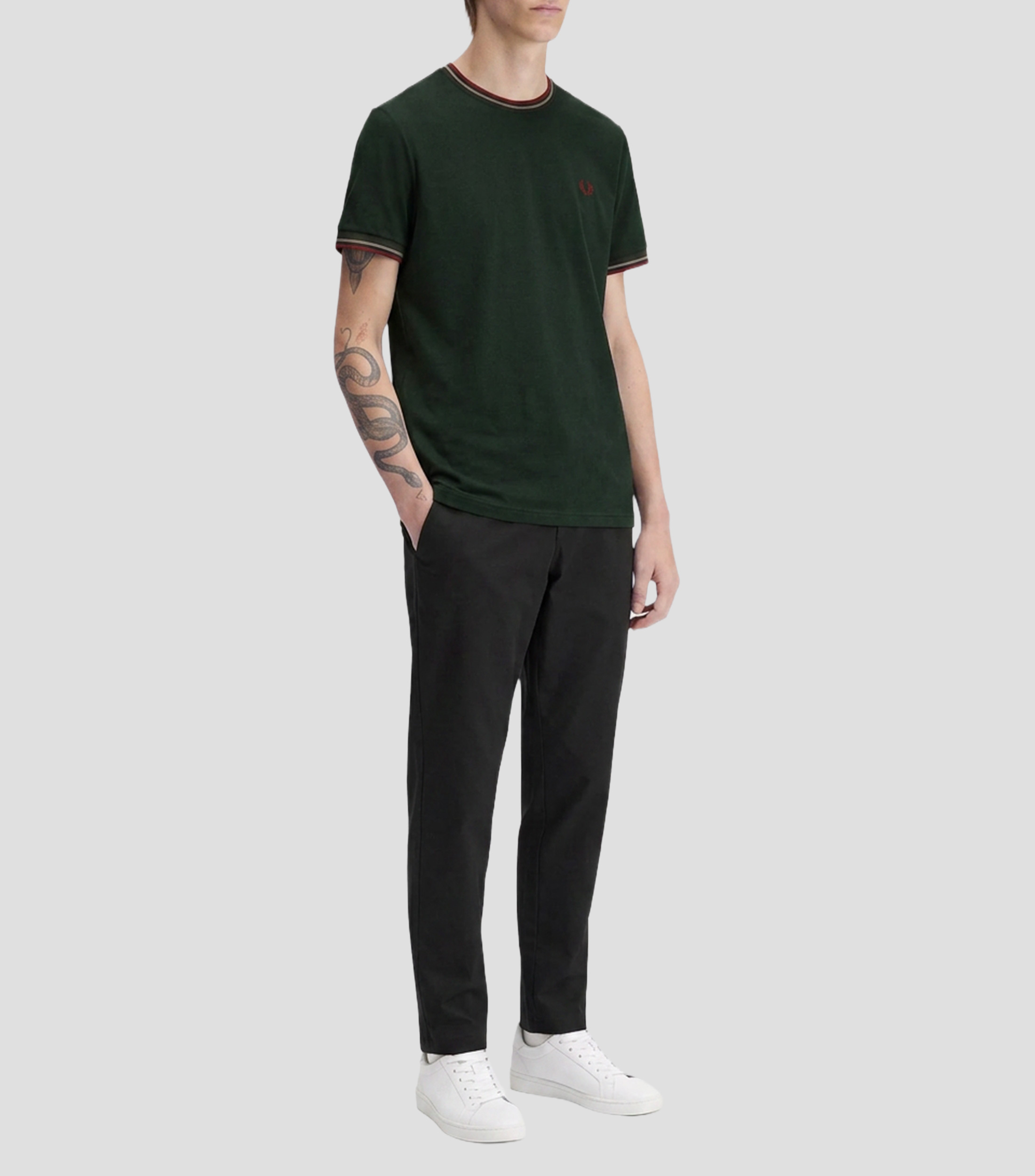 Playera cuello redondo manga corta lisa Hombre