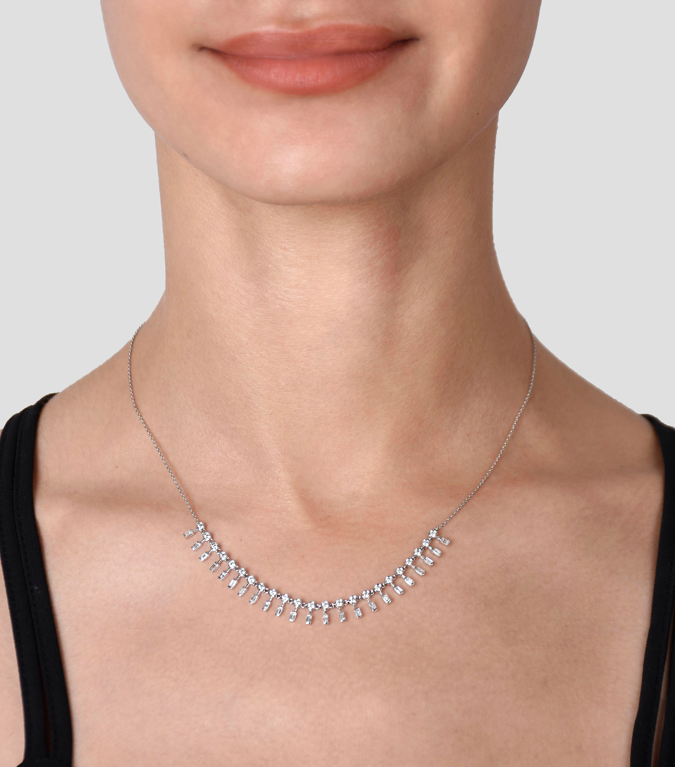 Gargantilla en oro blanco 18 Kilates con diamantes Mujer