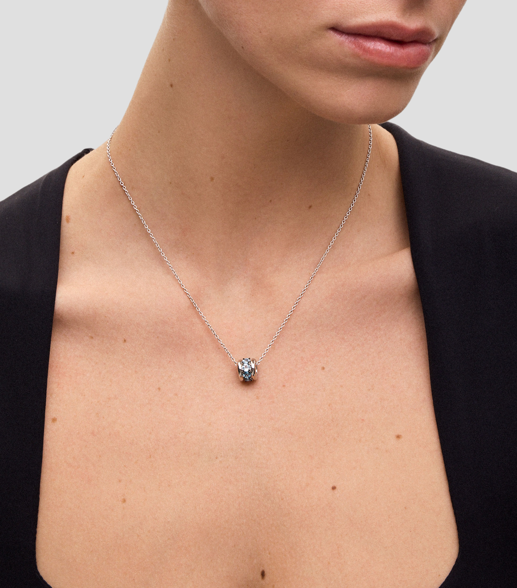 Collar en Plata .925 con engaste de topacios azul Mujer