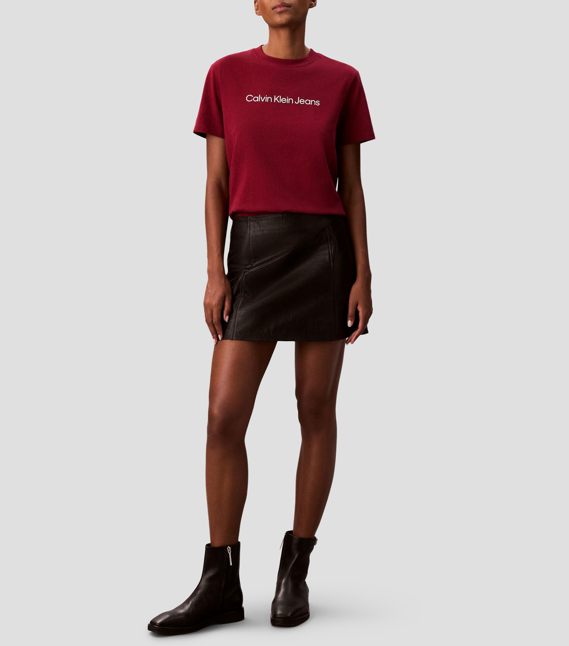 Playera cuello redondo manga corta lisa Mujer
