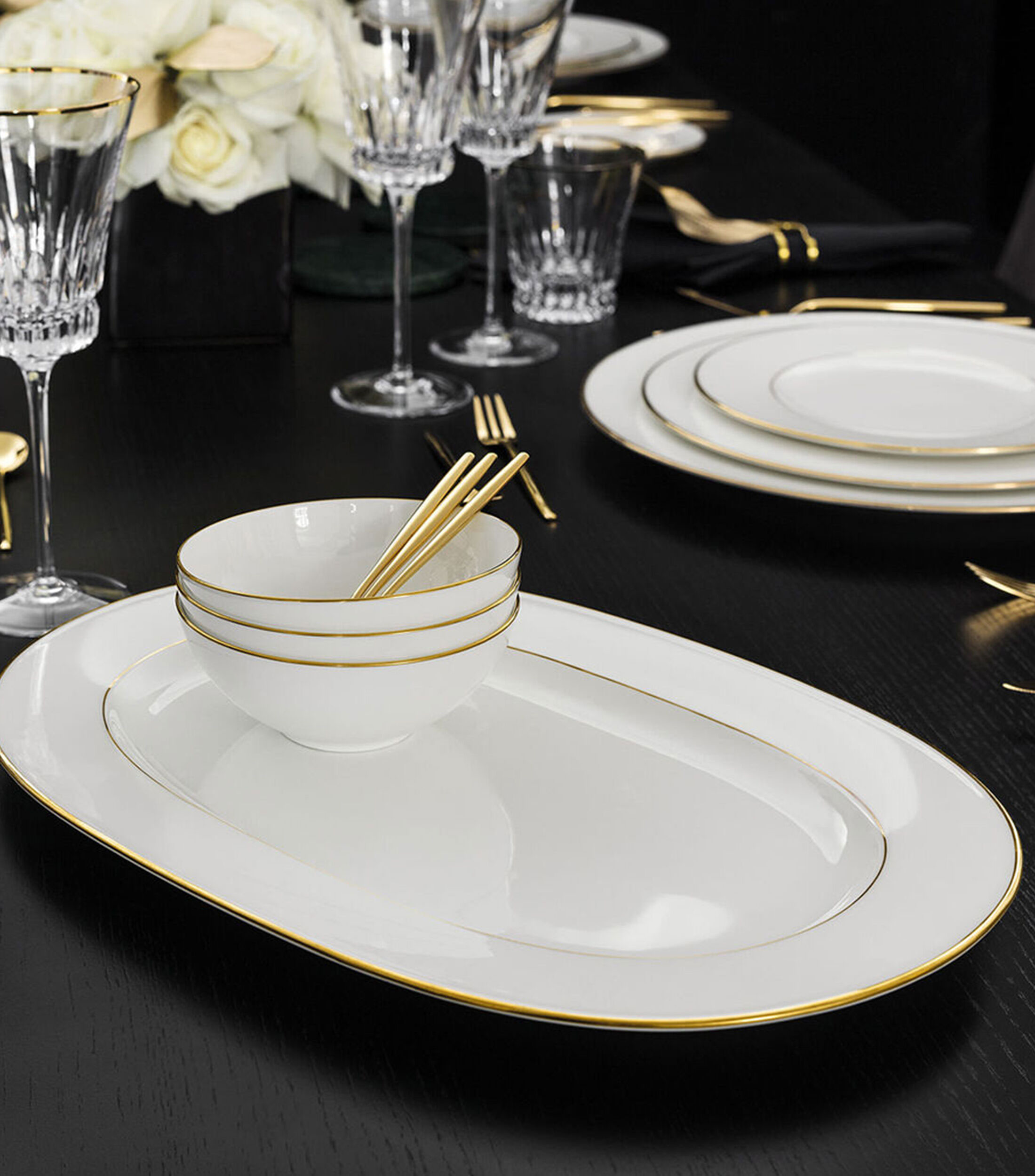 Plato fuente ovalado Anmut Gold