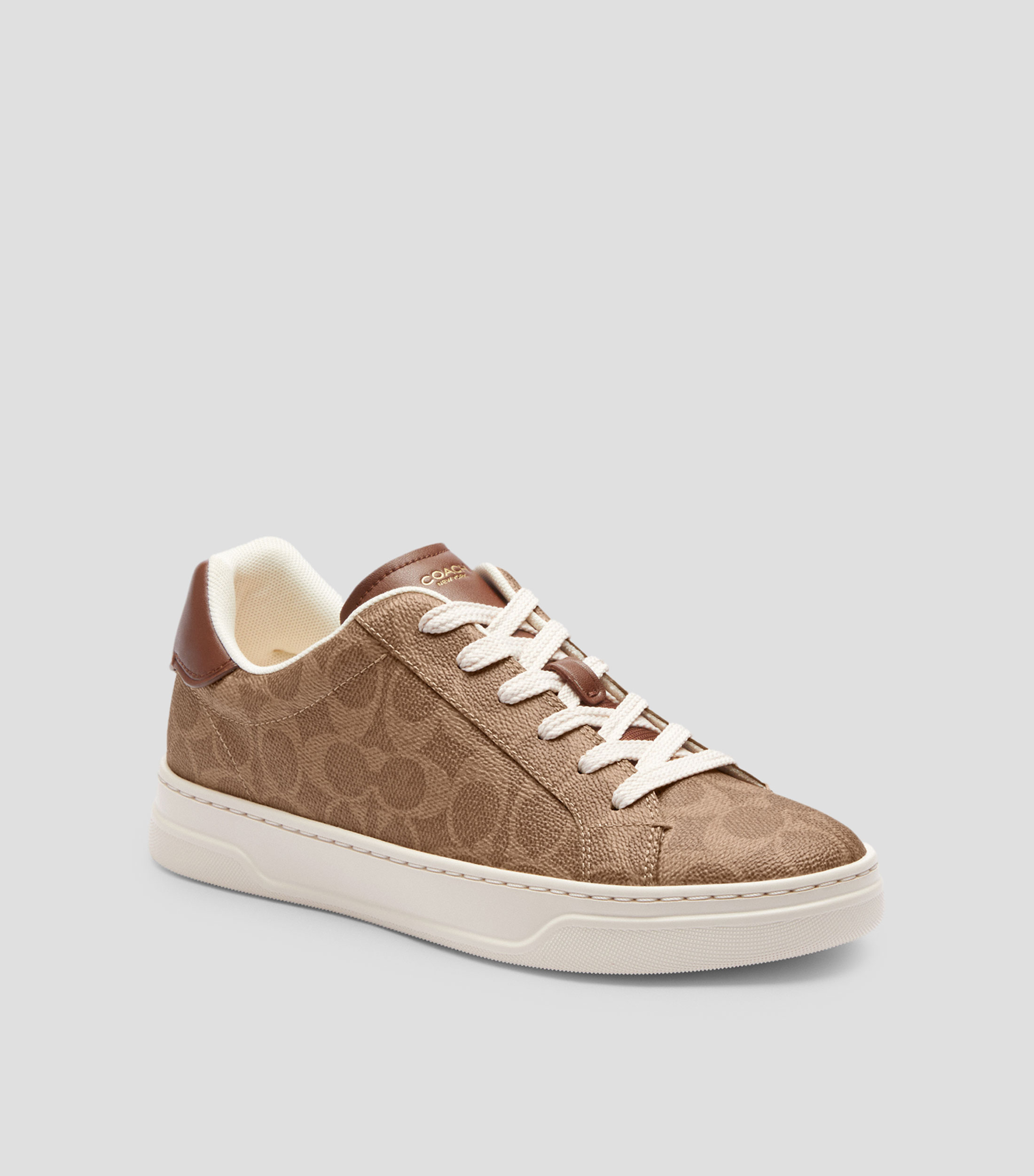 Tenis Casuales High Line con Monogram Mujer