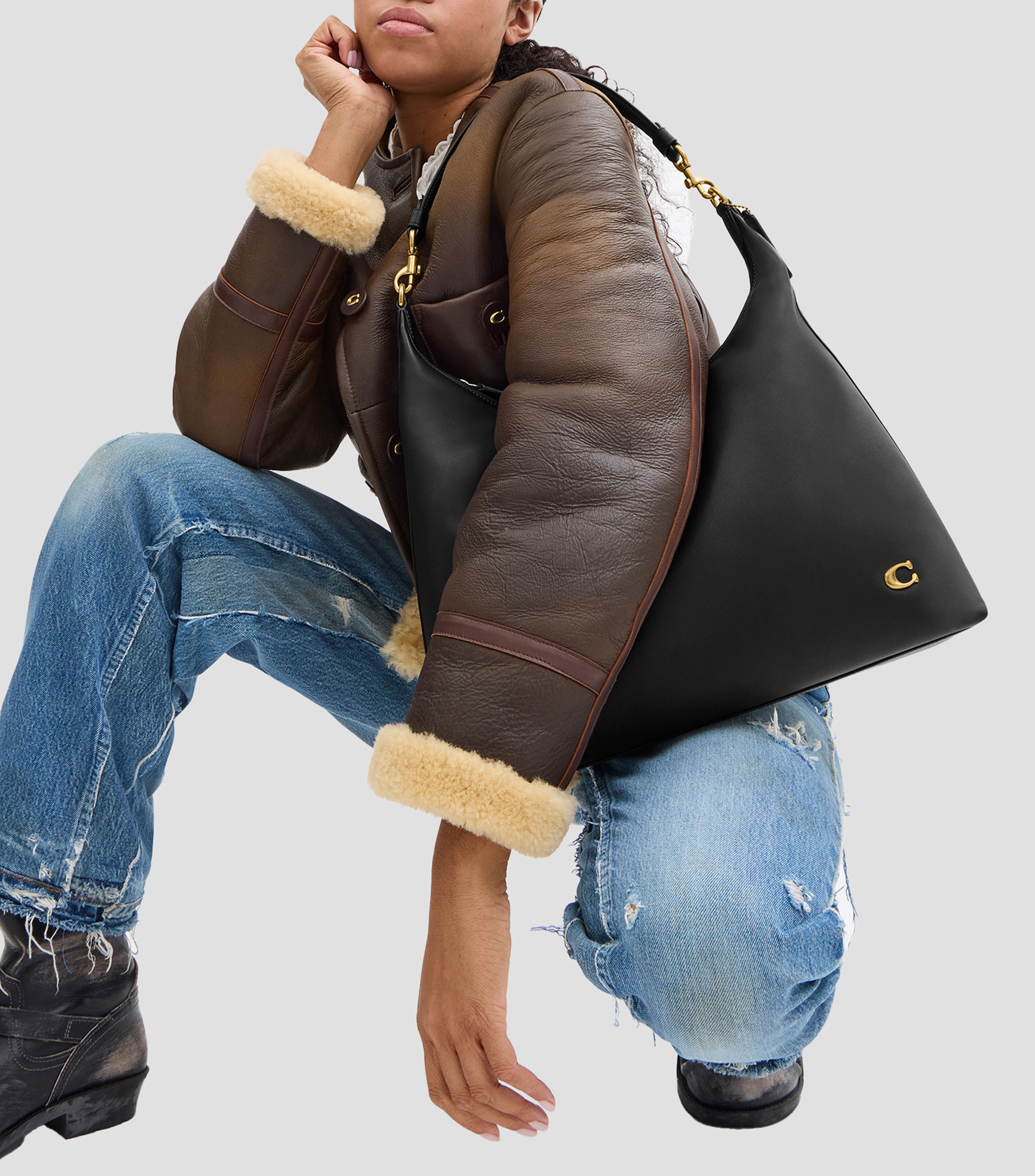Bolsa shoulder Juliet negra en piel Mujer
