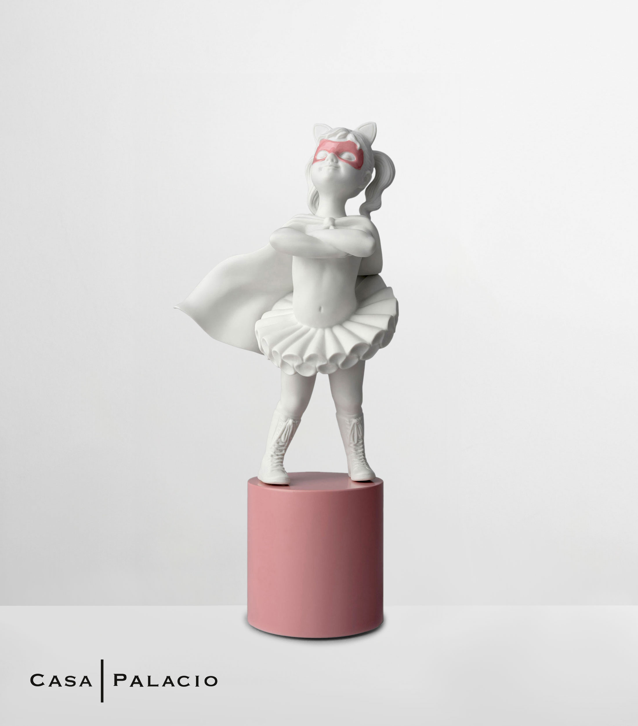 Figura Decorativa Soy una Superheroína en porcelana