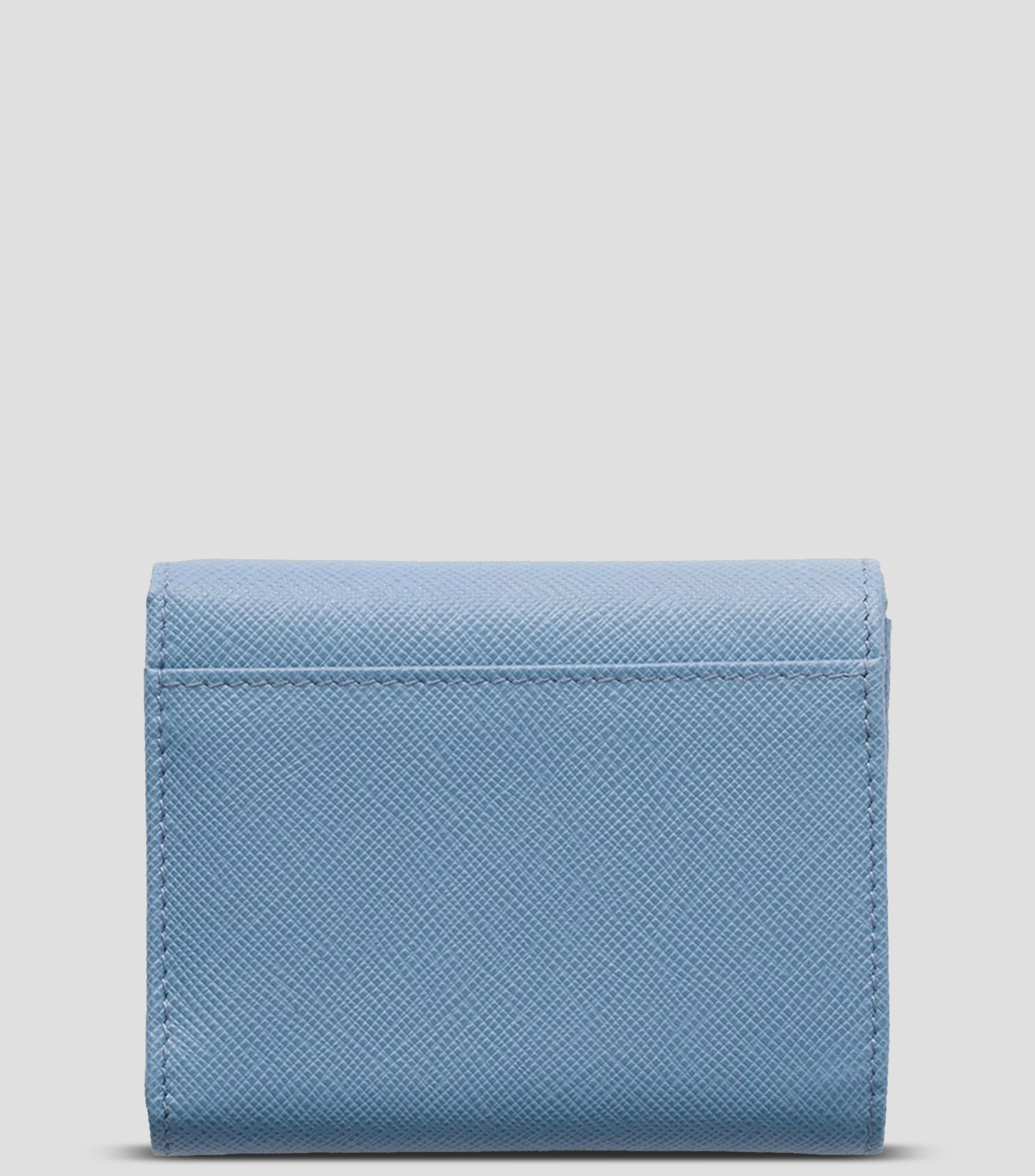 Cartera en piel con detalle texturizado Mujer