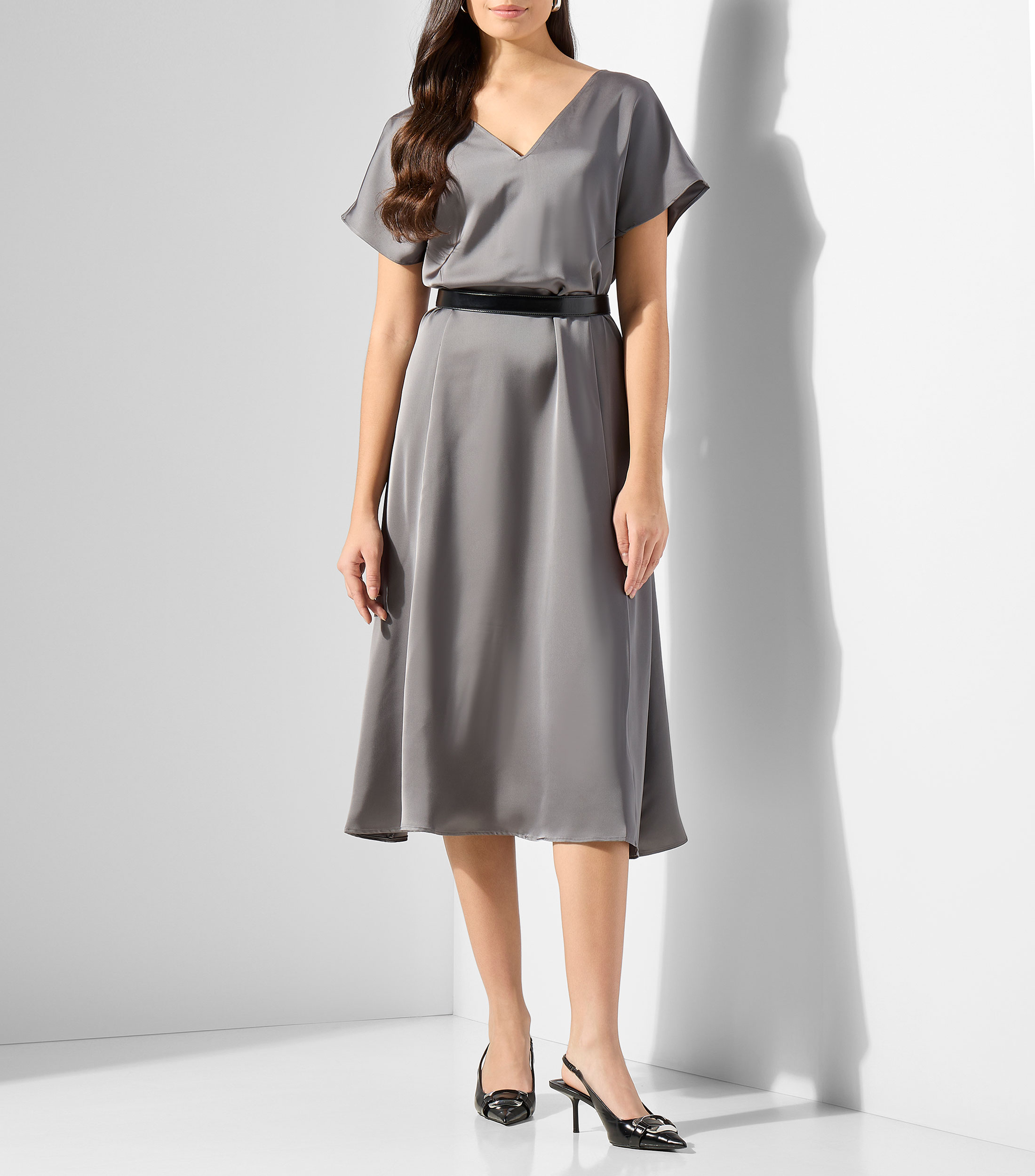 Vestido midi liso Mujer