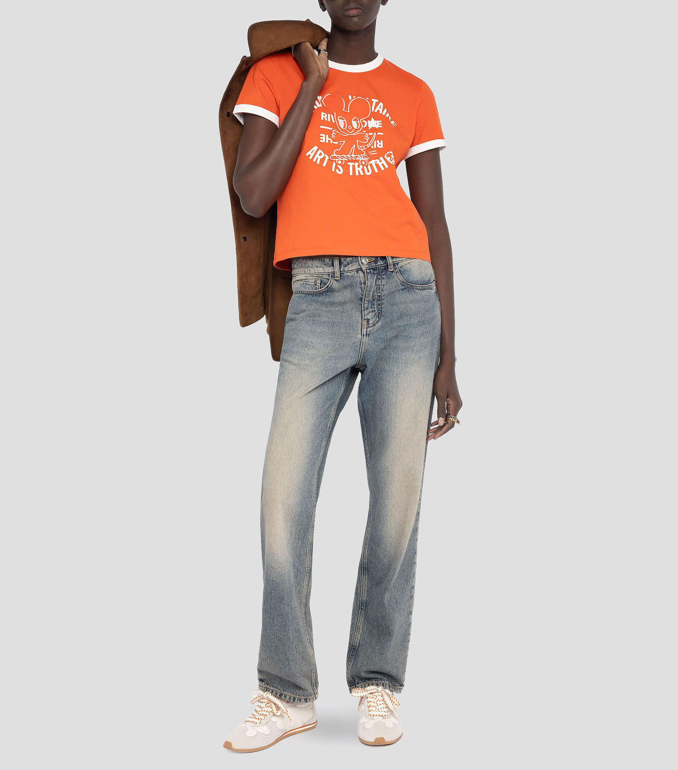 Playera cuello redondo manga corta estampada Mujer