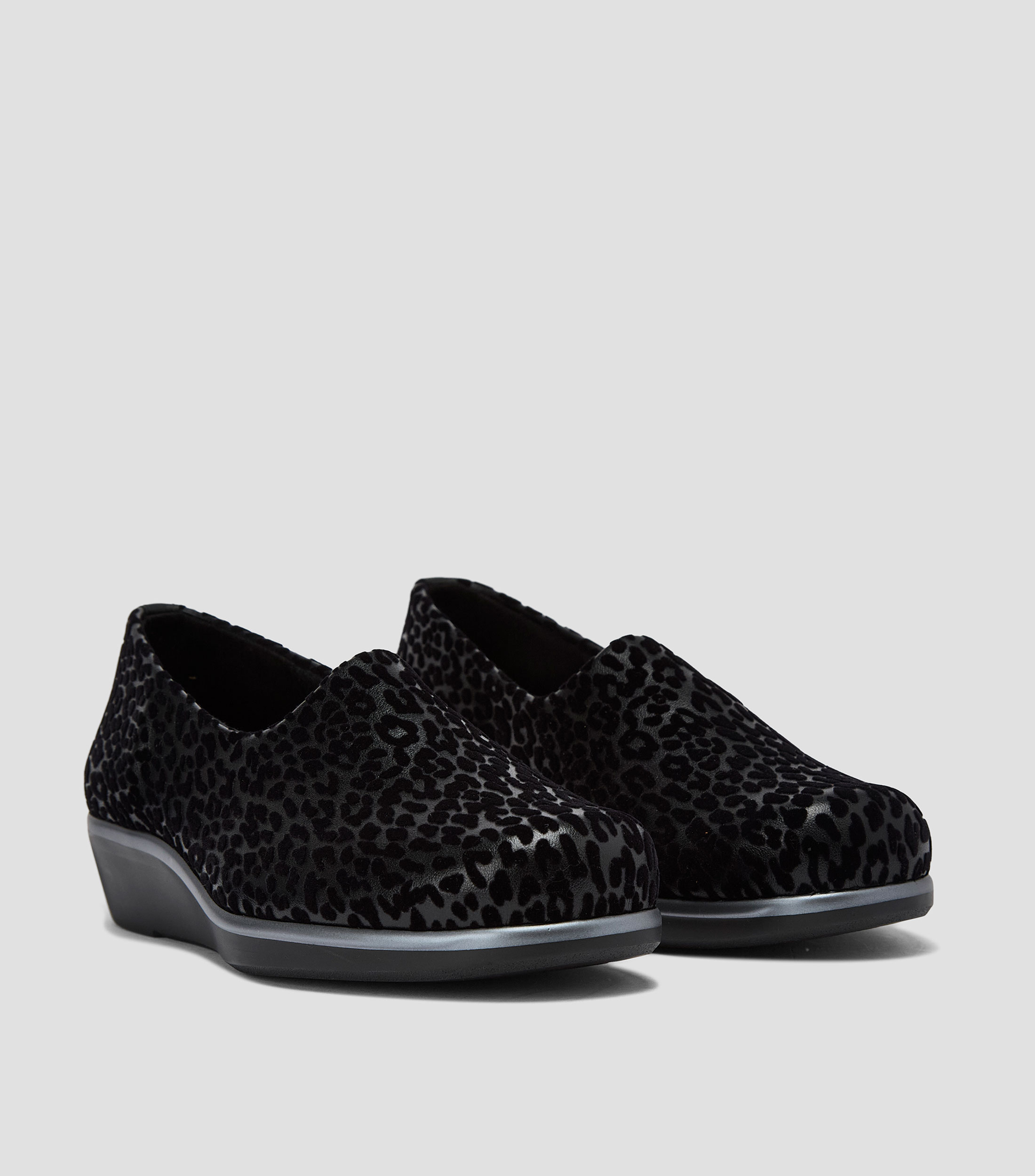 Zapatos con tacón medio de cuña Mujer