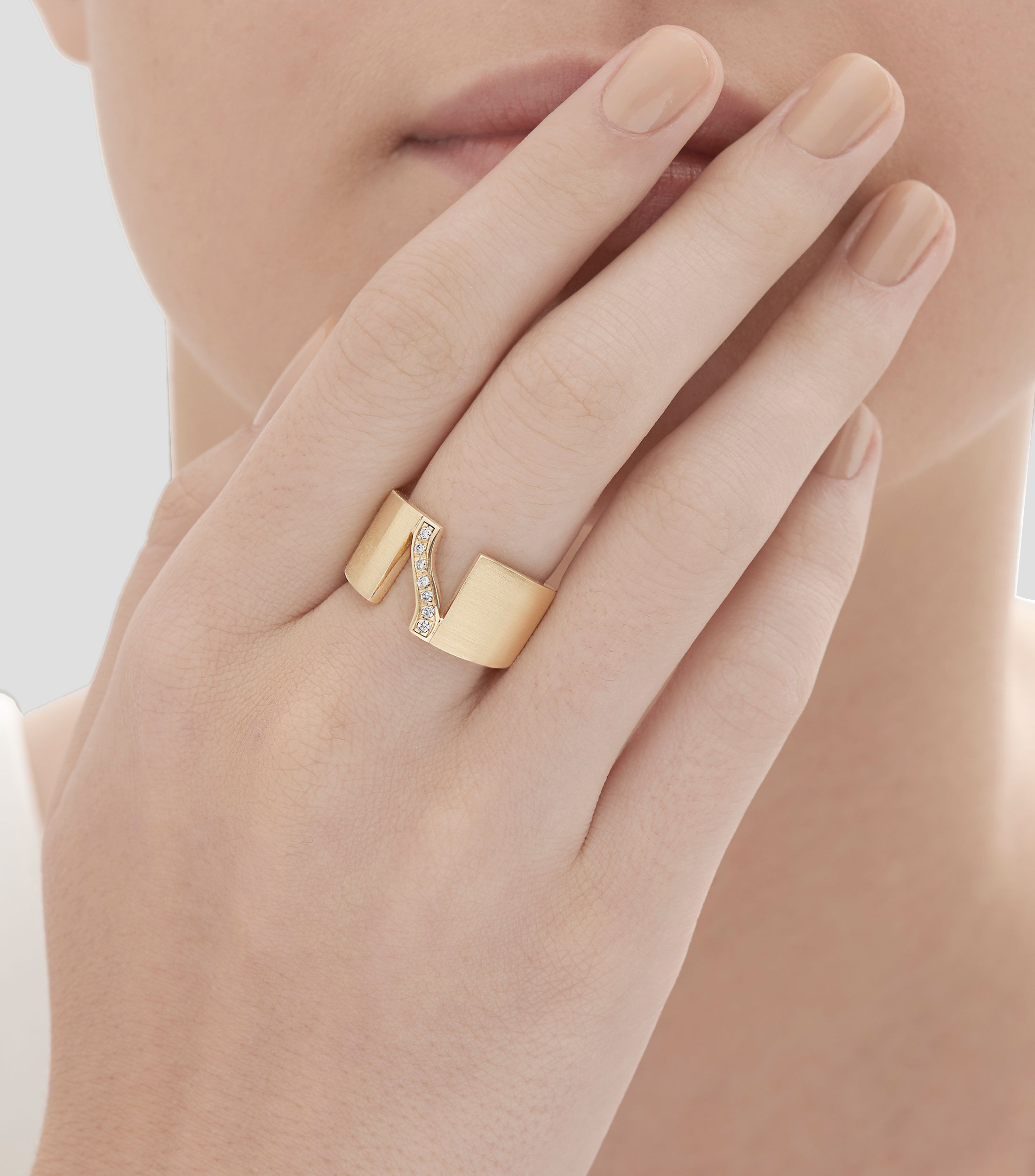 Anillo en oro amarillo de 18 kilates con diamantes Signature Mujer