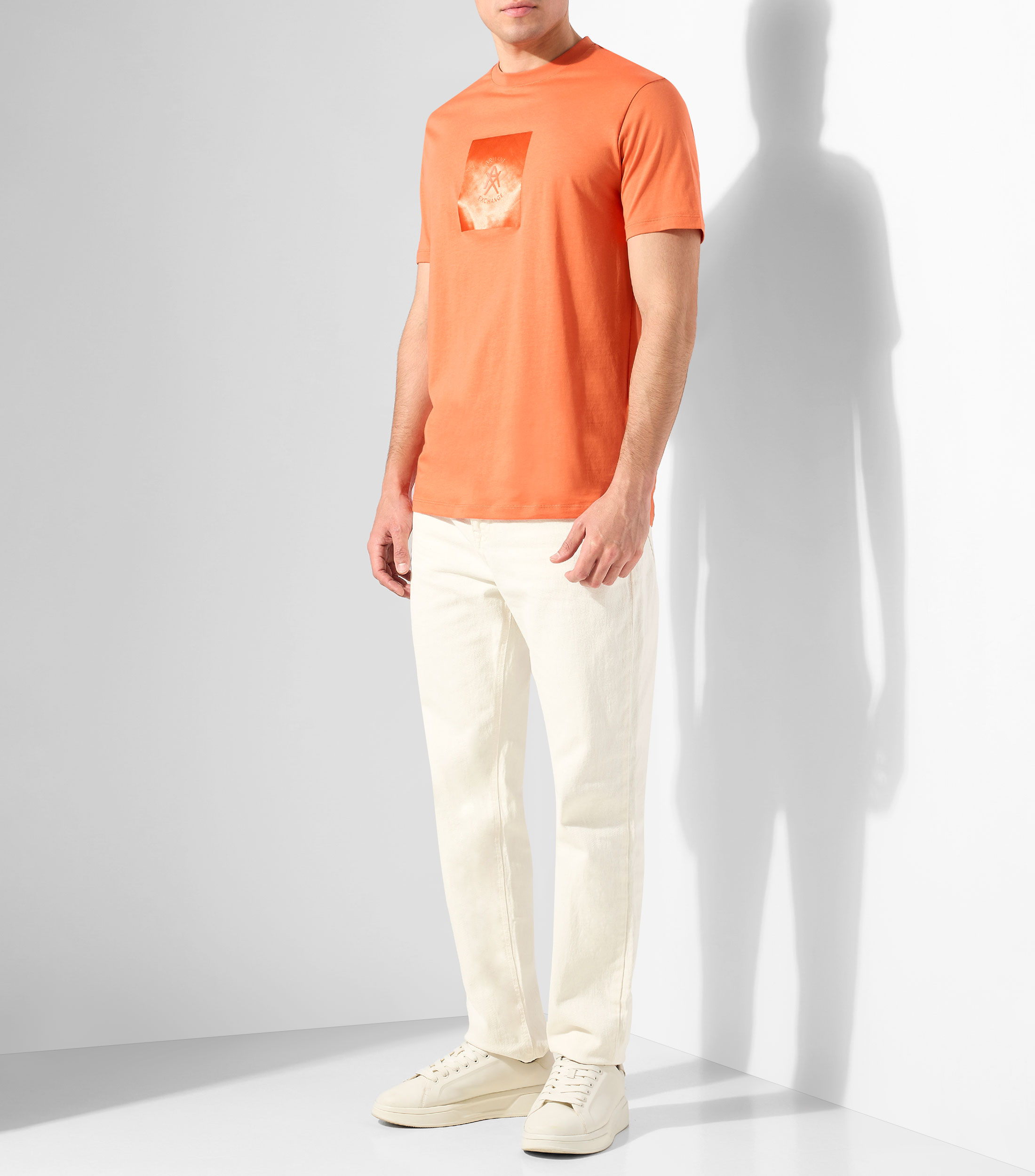 Playera cuello redondo manga corta estampada Hombre