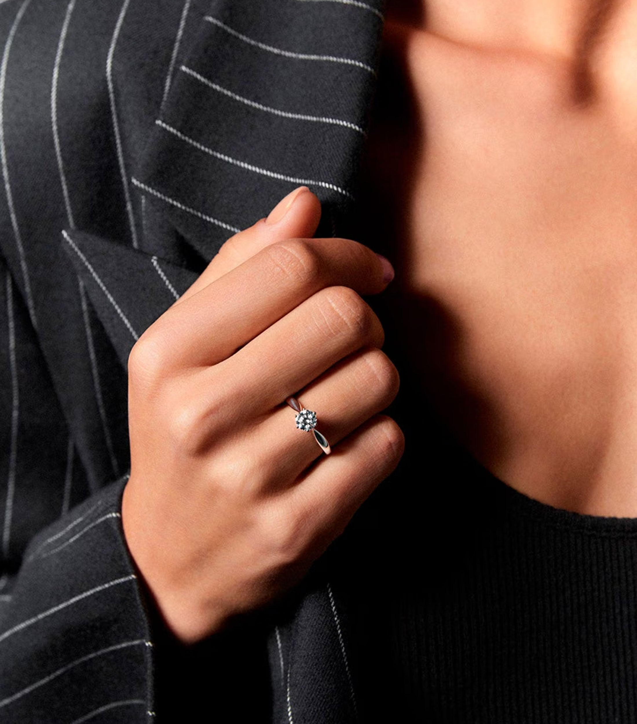 Anillo Solitario Compromiso en oro blanco de 18 Kts con diamante Talla 13 Mujer