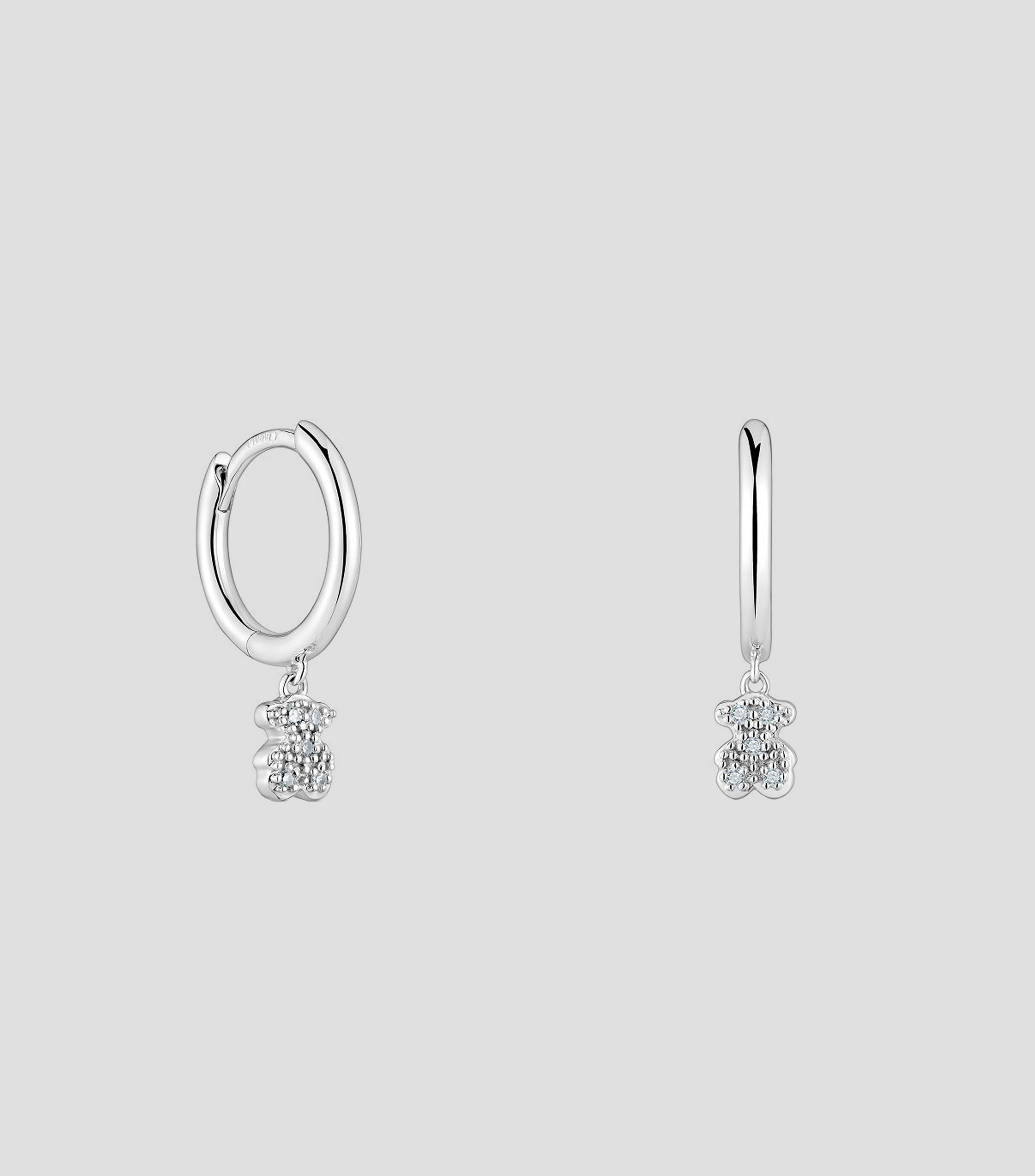 Aretes en Oro blanco de 18 Kilates con motivo de oso y diamantes Grain Mujer