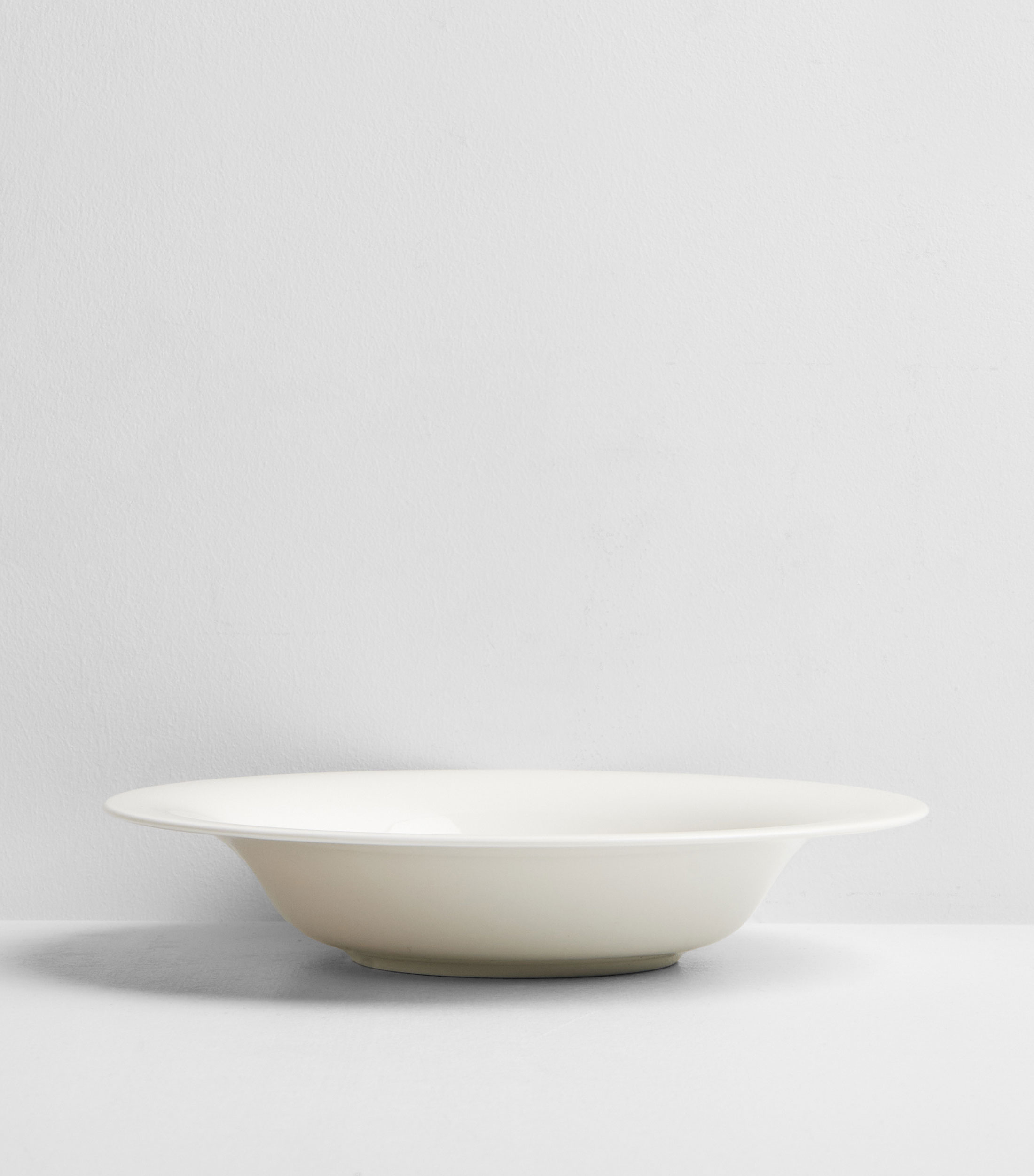 Plato Hondo New Cottage en porcelana