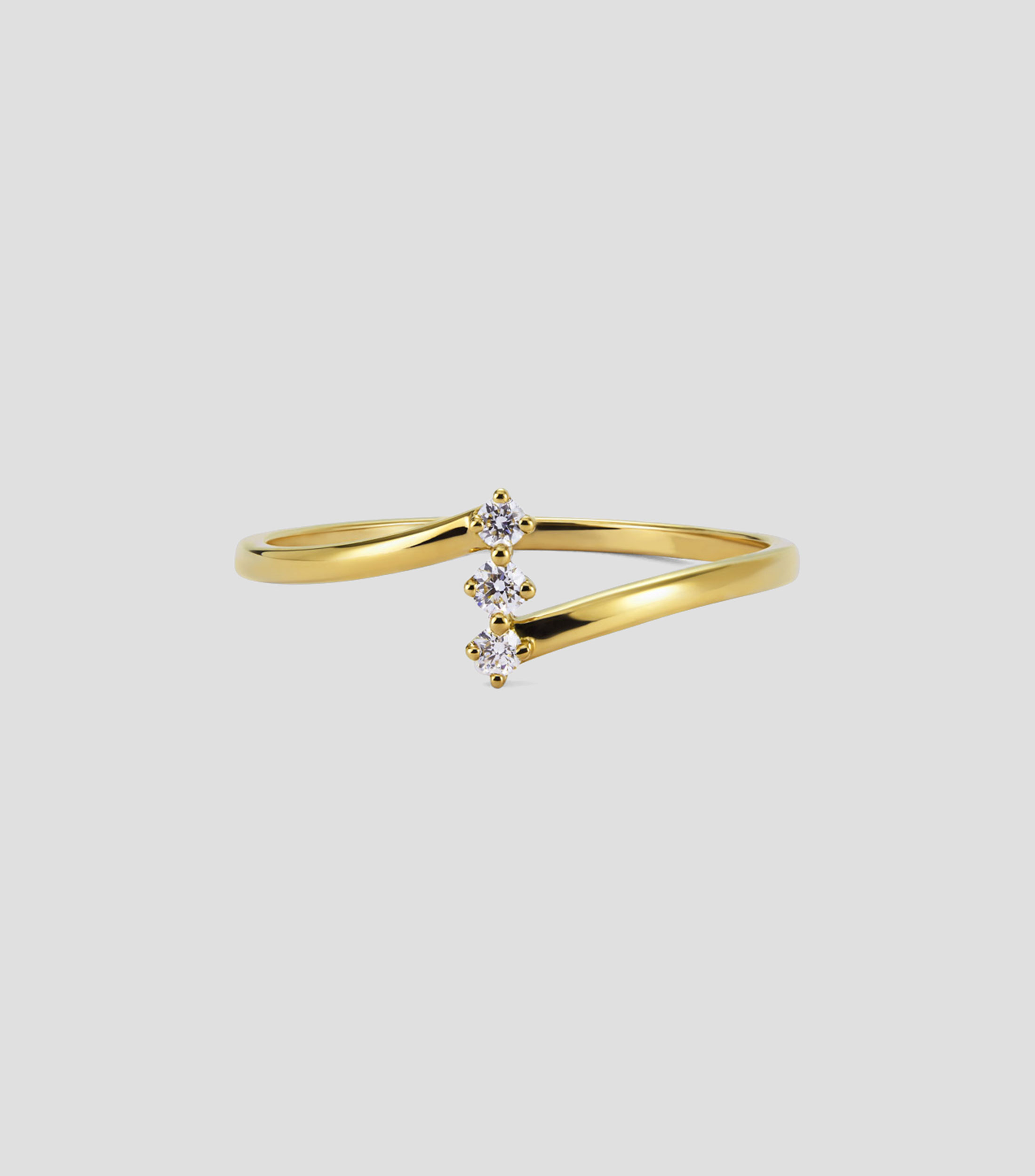 Anillo en Oro amarillo de 18 Kilates con diamantes Mujer
