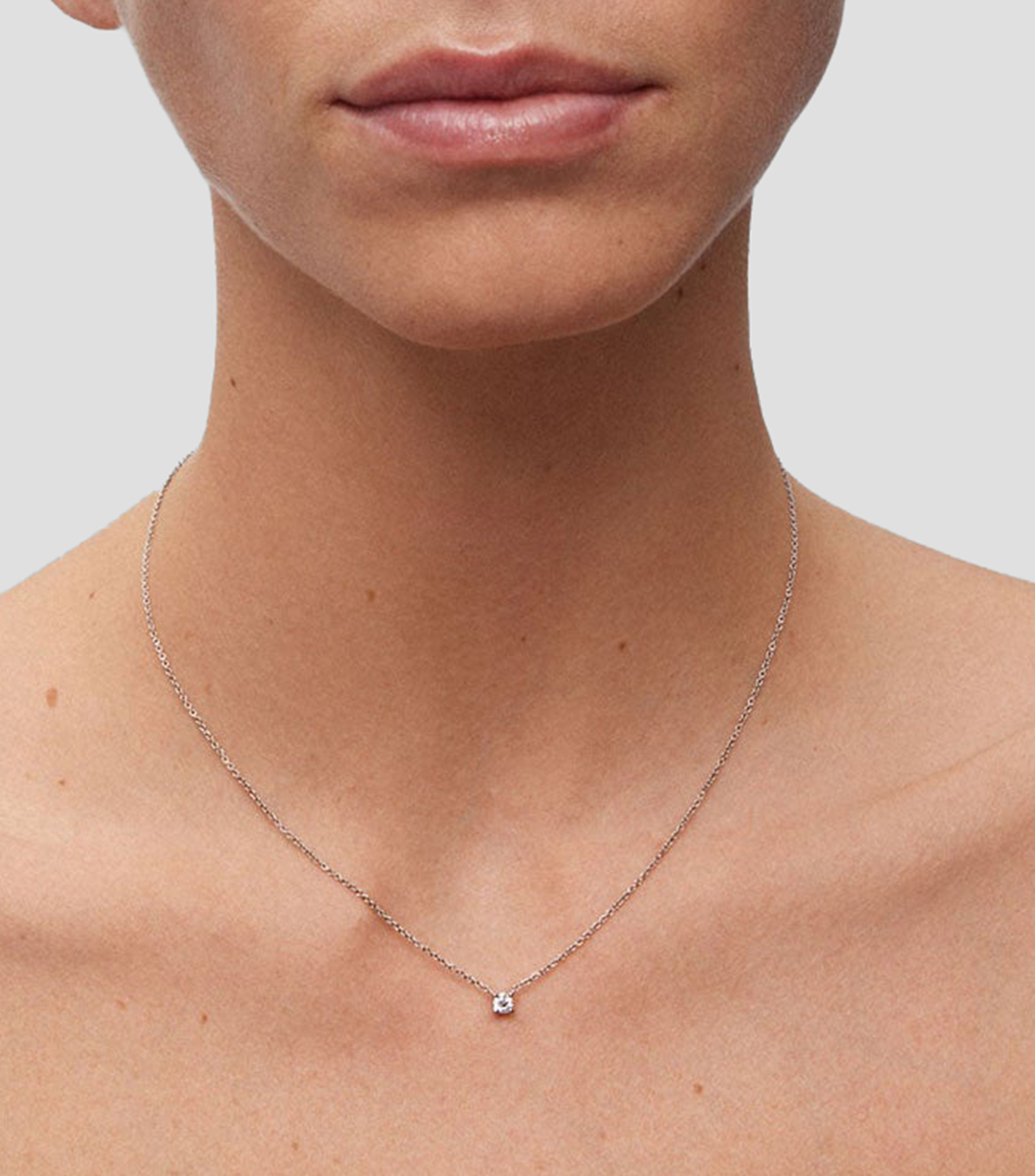 Collar en Oro blanco de 18 Kilates Solitario Grace Mujer
