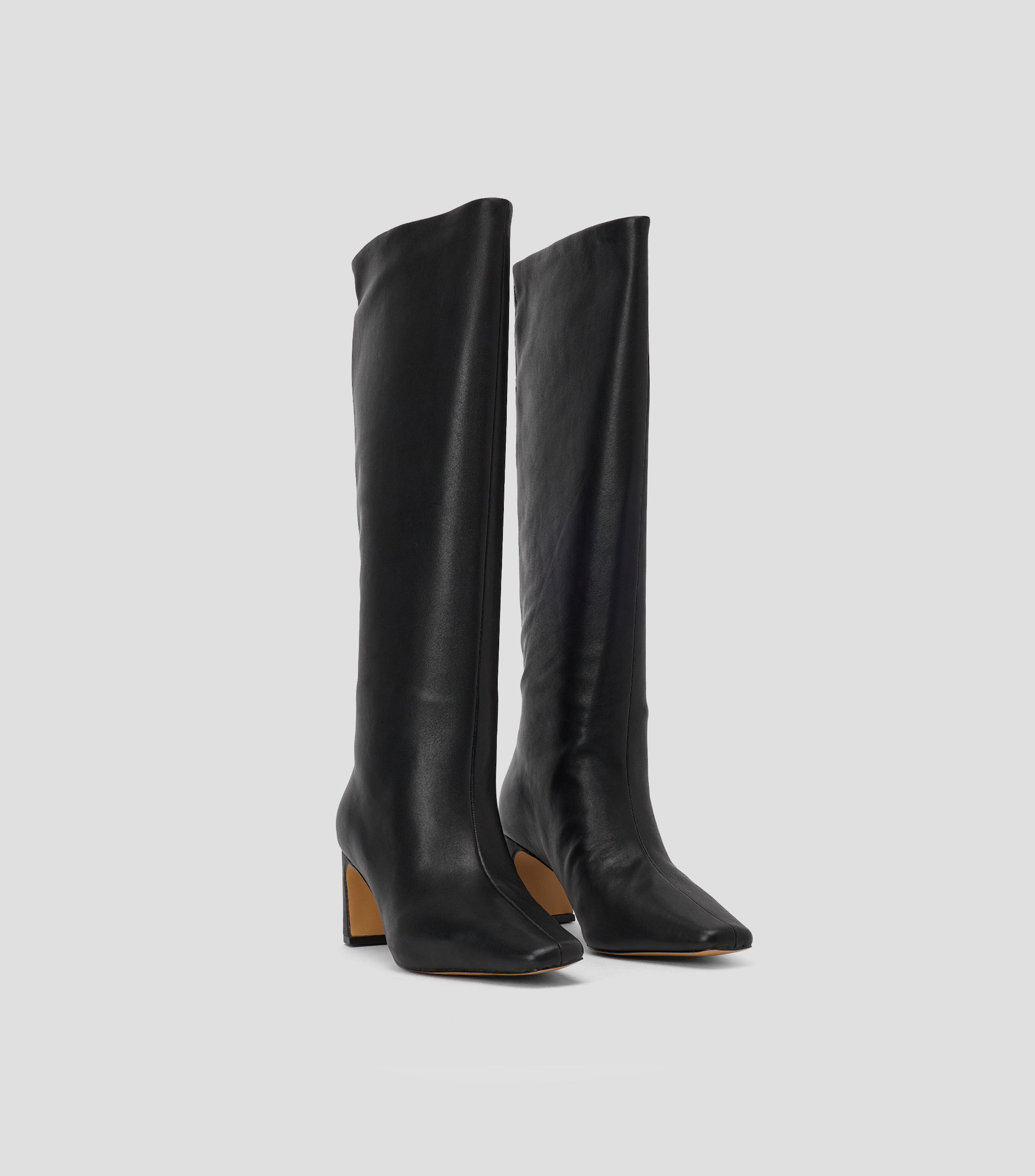 Botas largas Bethie en piel con tacón medio y ancho Mujer