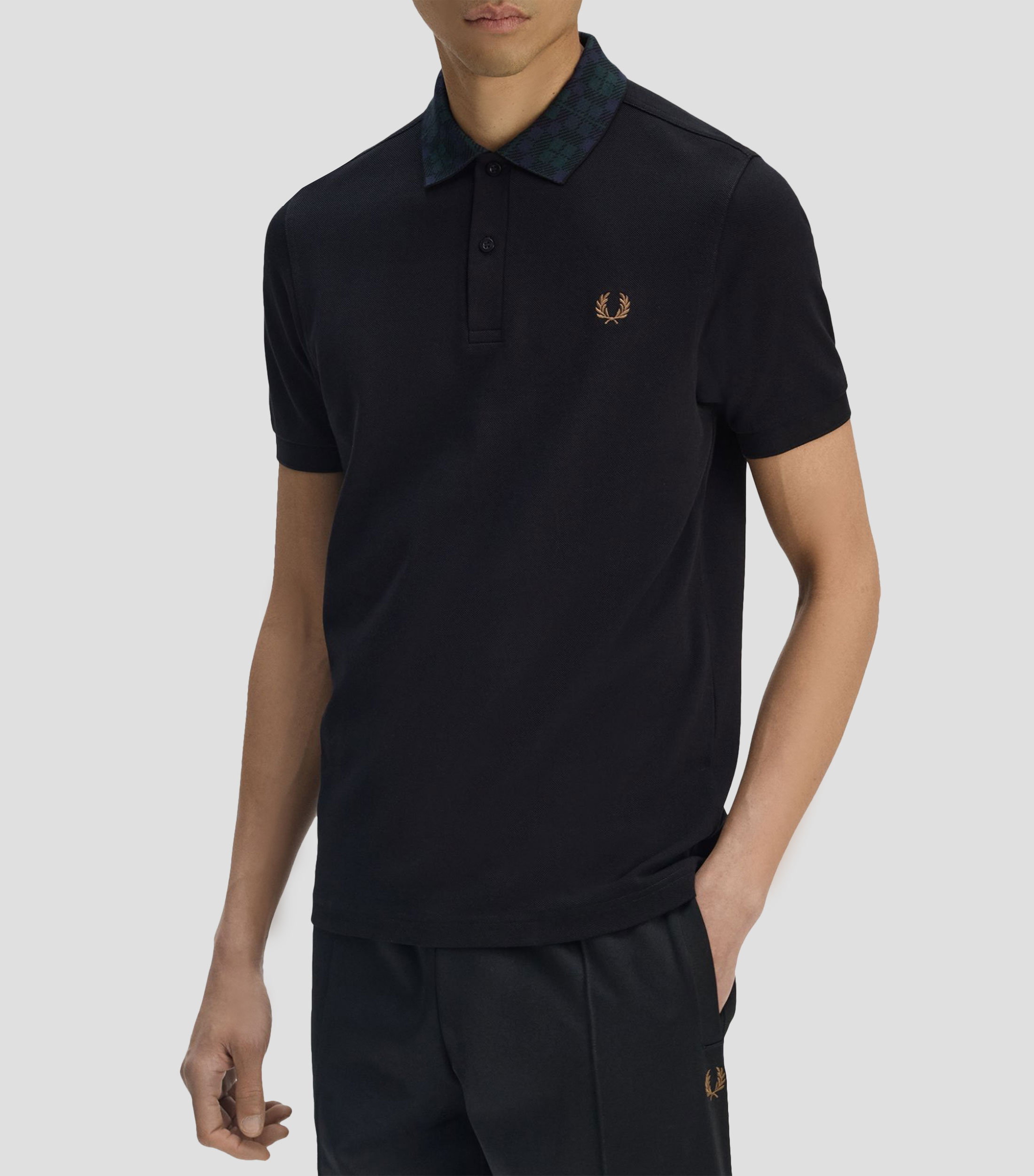 Playera tipo polo manga corta lisa Hombre