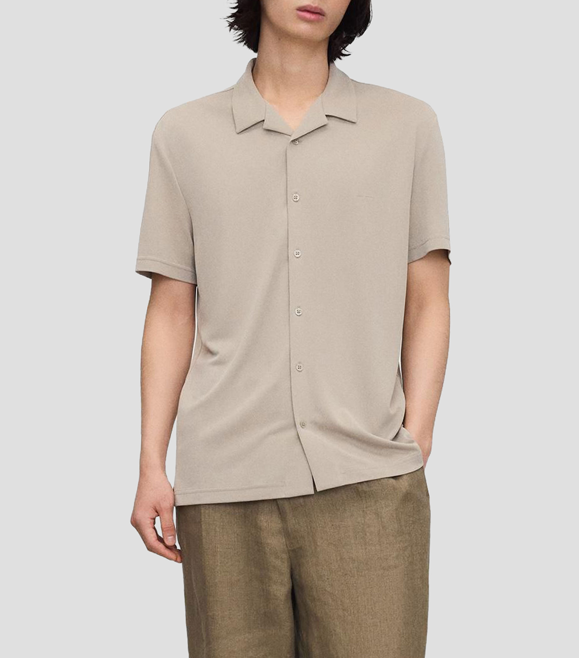 Camisa lisa con manga corta Hombre