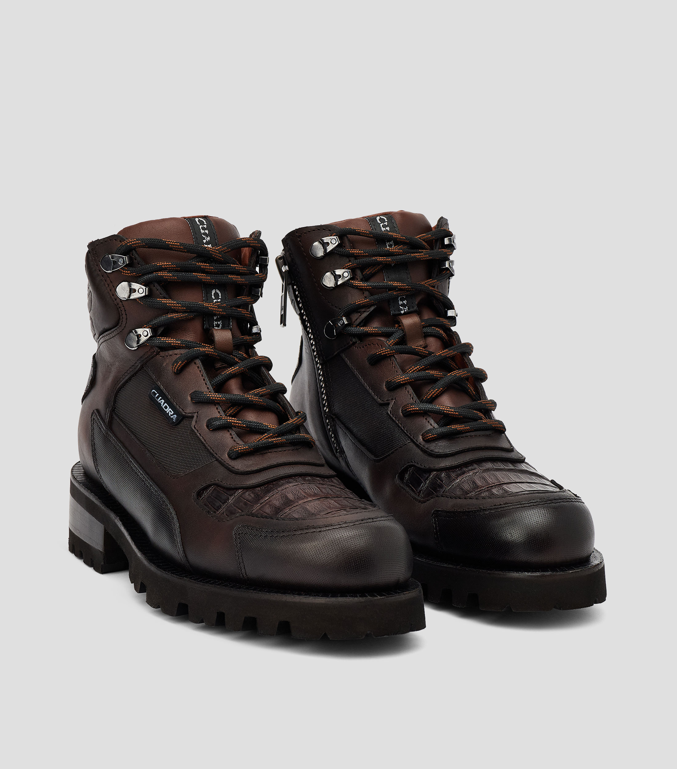 Botas casuales cortas en piel con tacón bajo y ancho Hombre