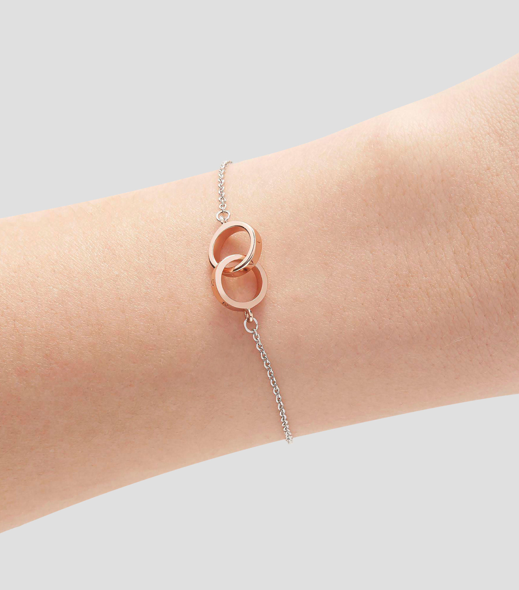 Pulsera con dije de aros entrelazados Classics Mujer