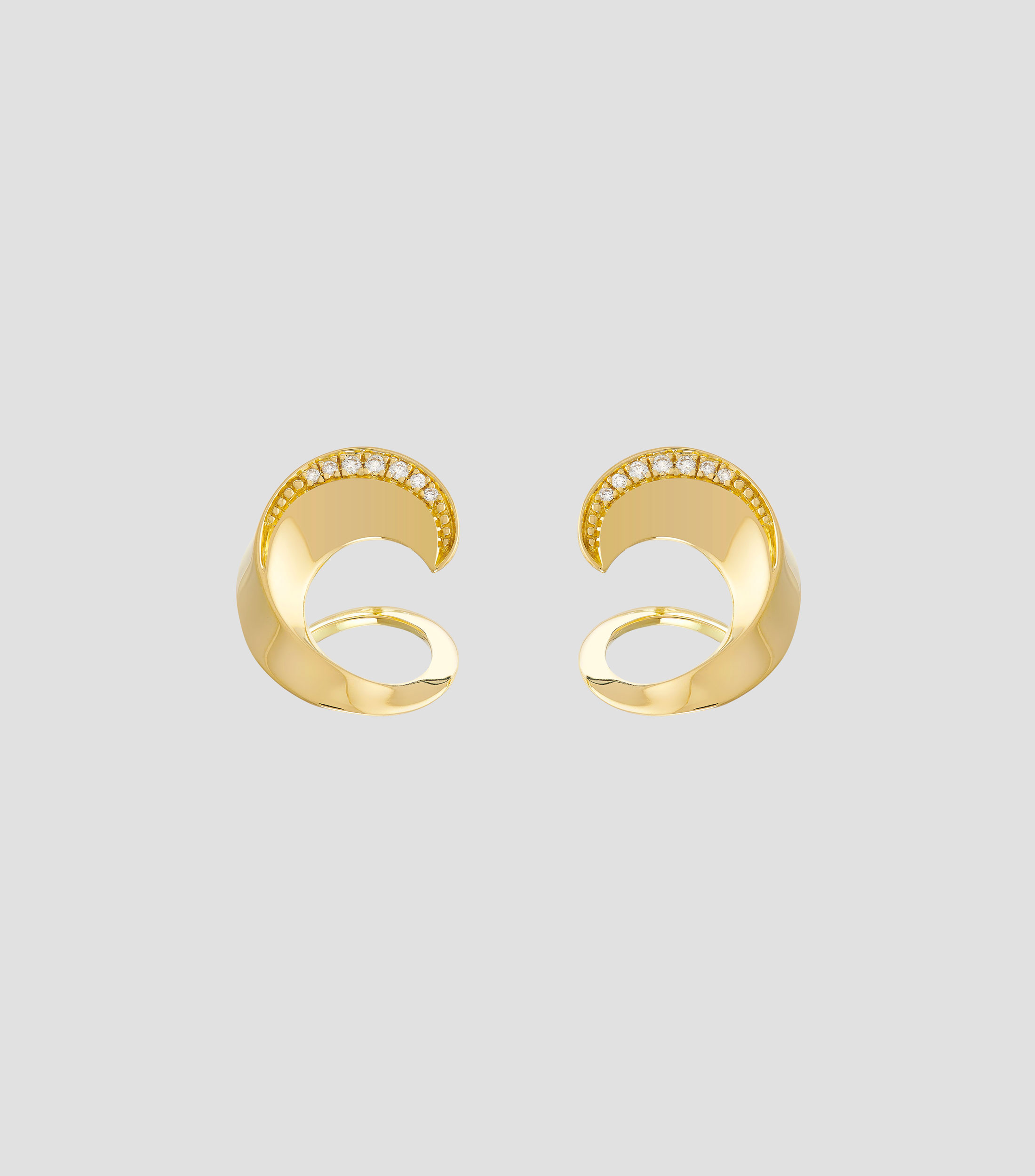 Aretes en Oro de 18 Kilates con diamantes Mujer