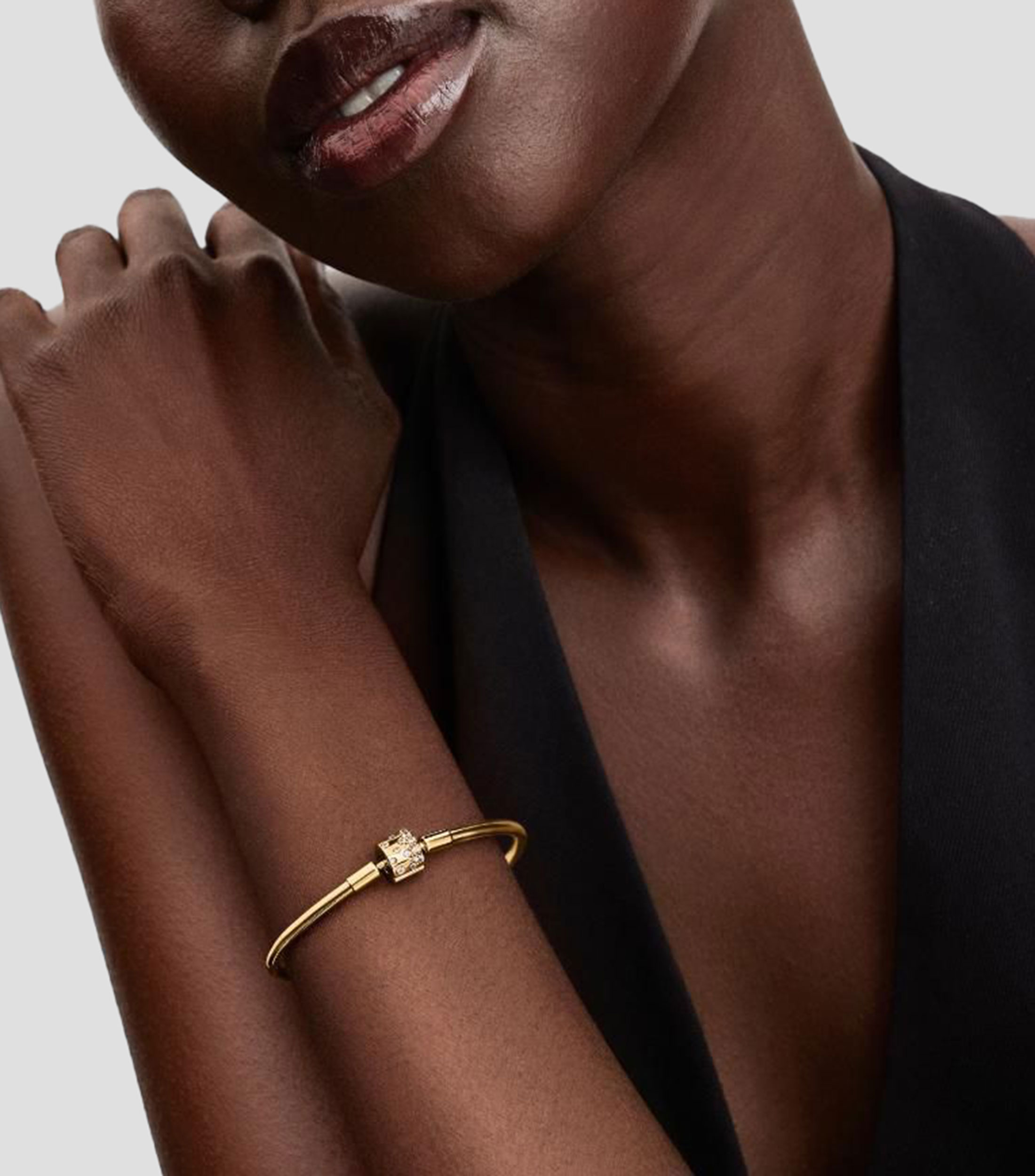 Brazalete con zirconia cúbica Moments Mujer