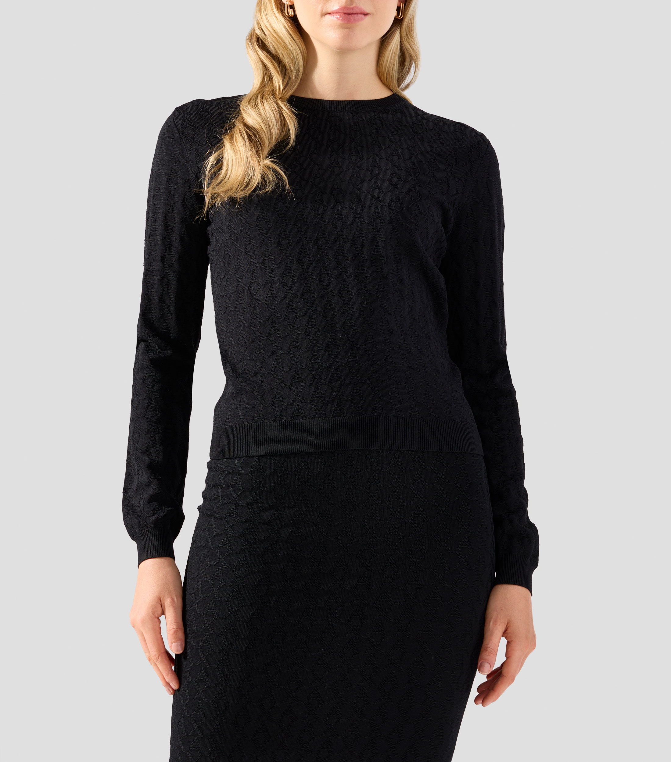 Suéter cuello redondo Mujer