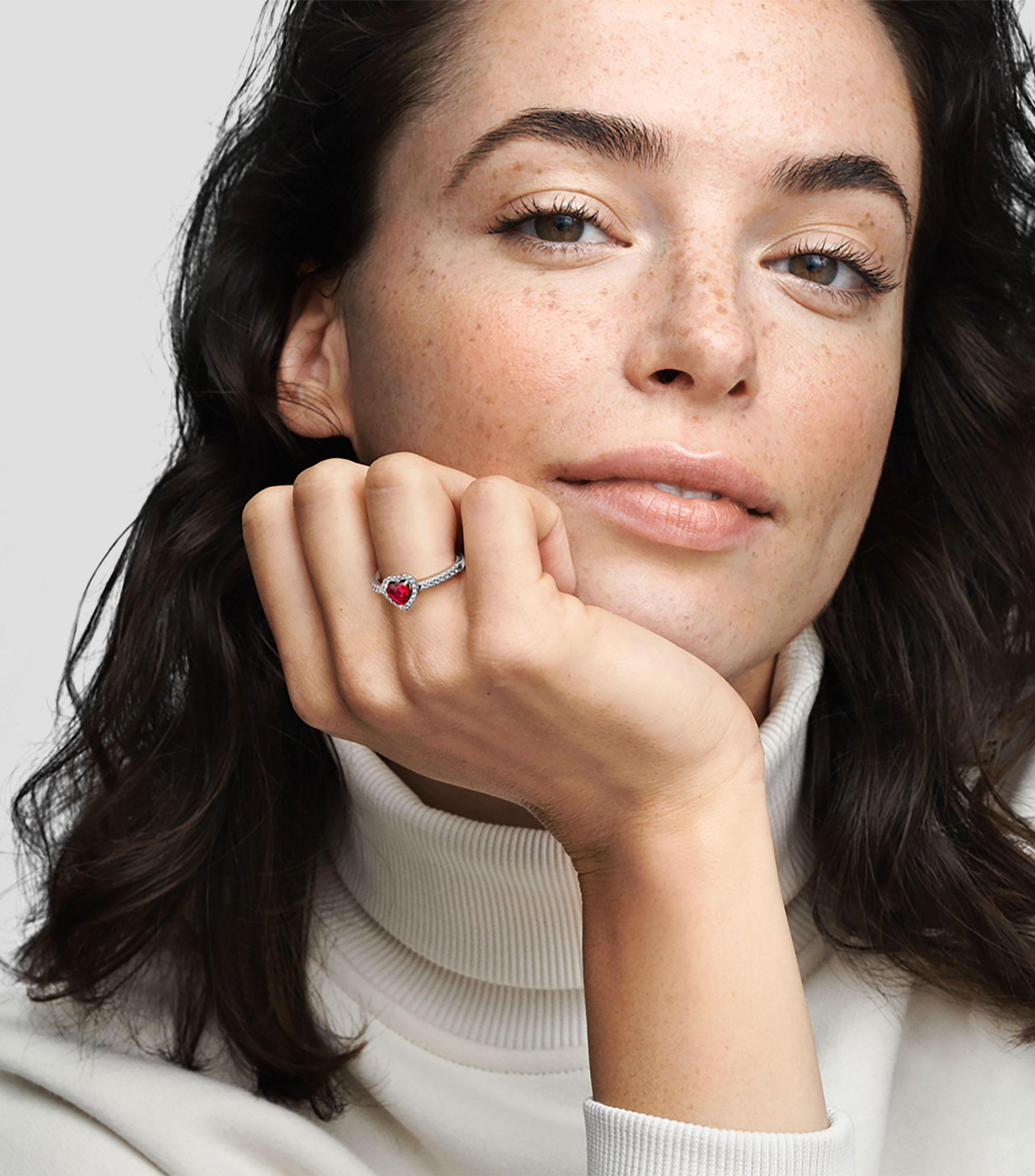 Anillo Corazón con Incrustación Mujer