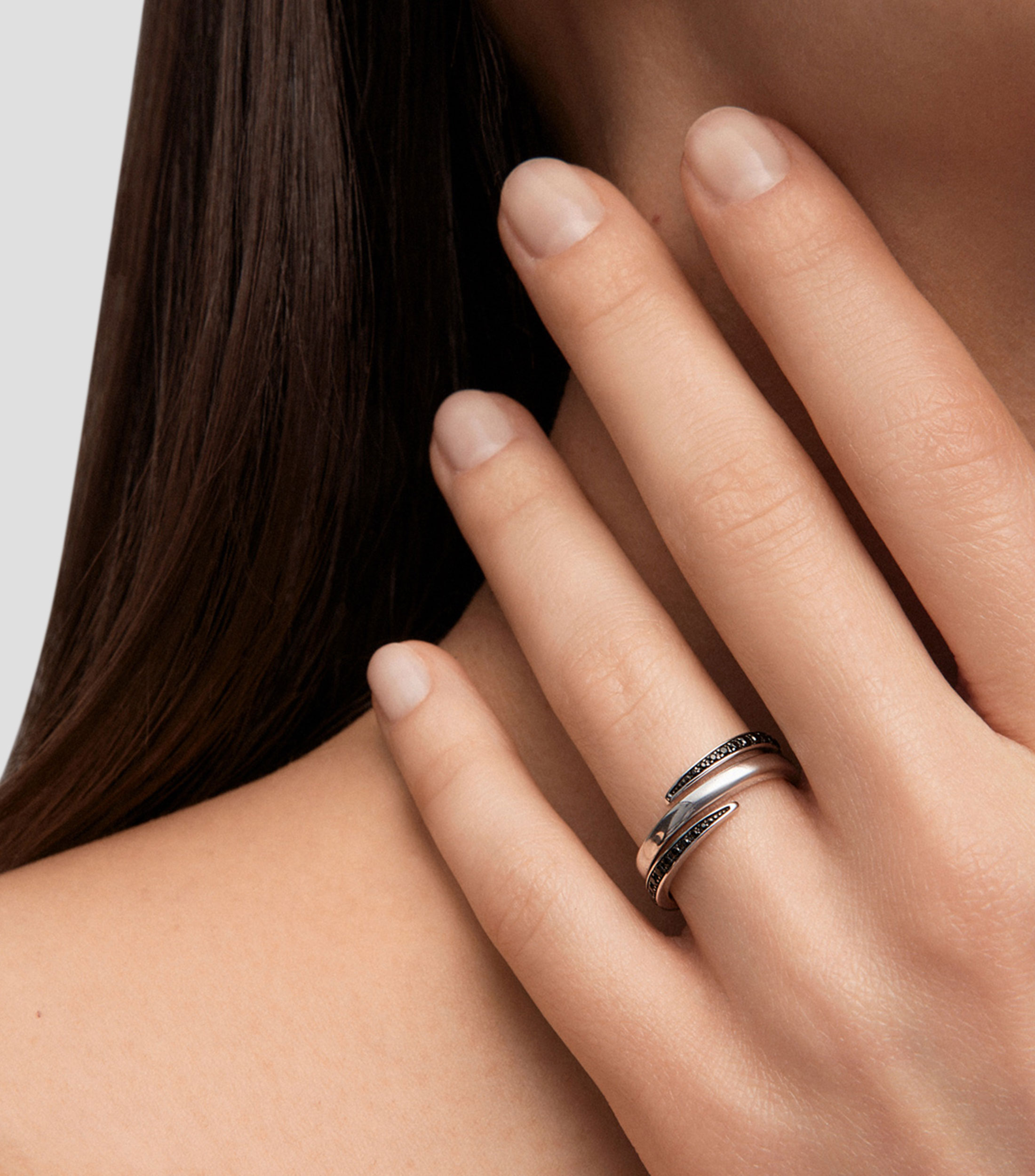 Anillo en plata Argento con espinelas Mujer
