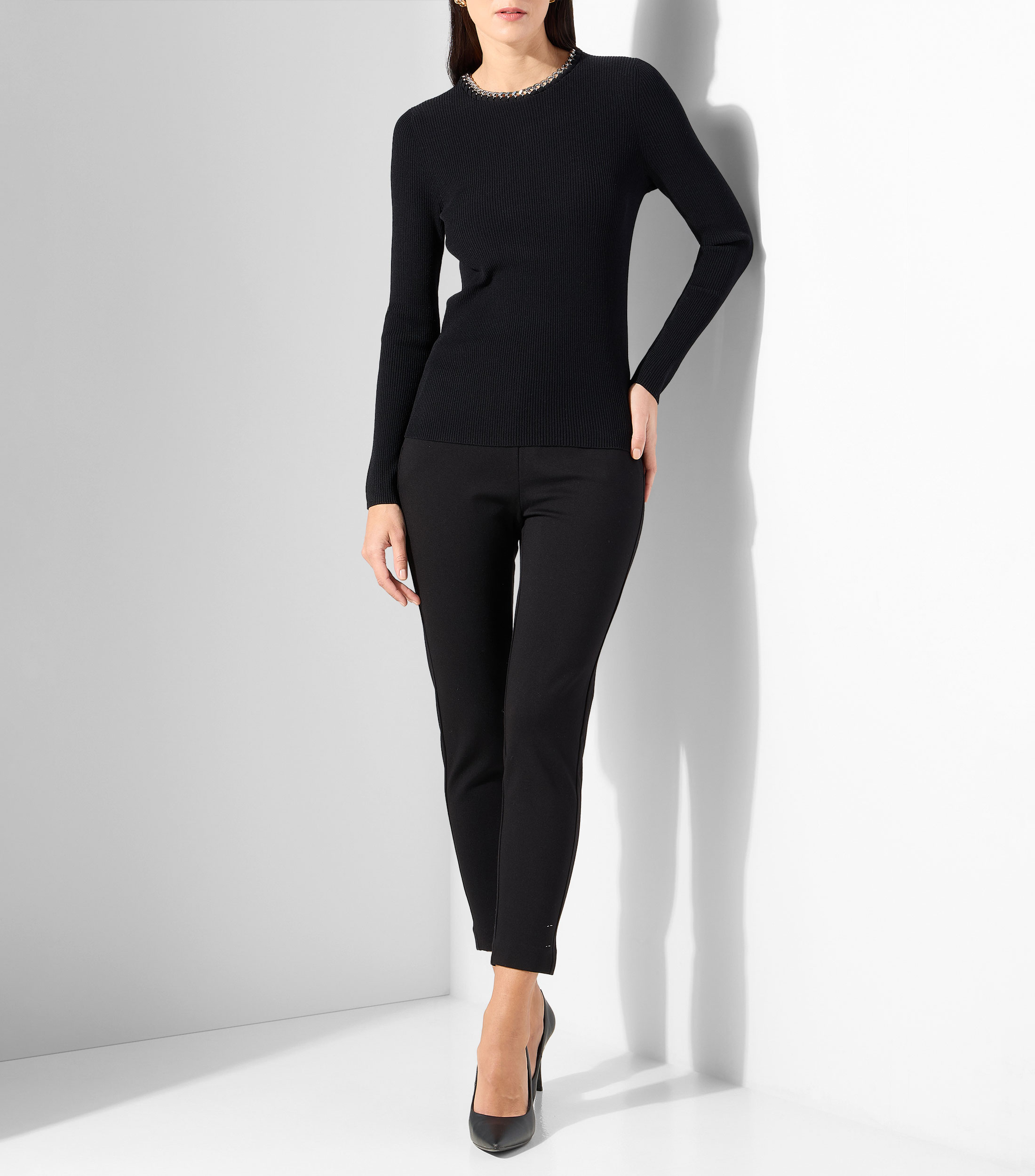 Suéter cuello redondo Mujer