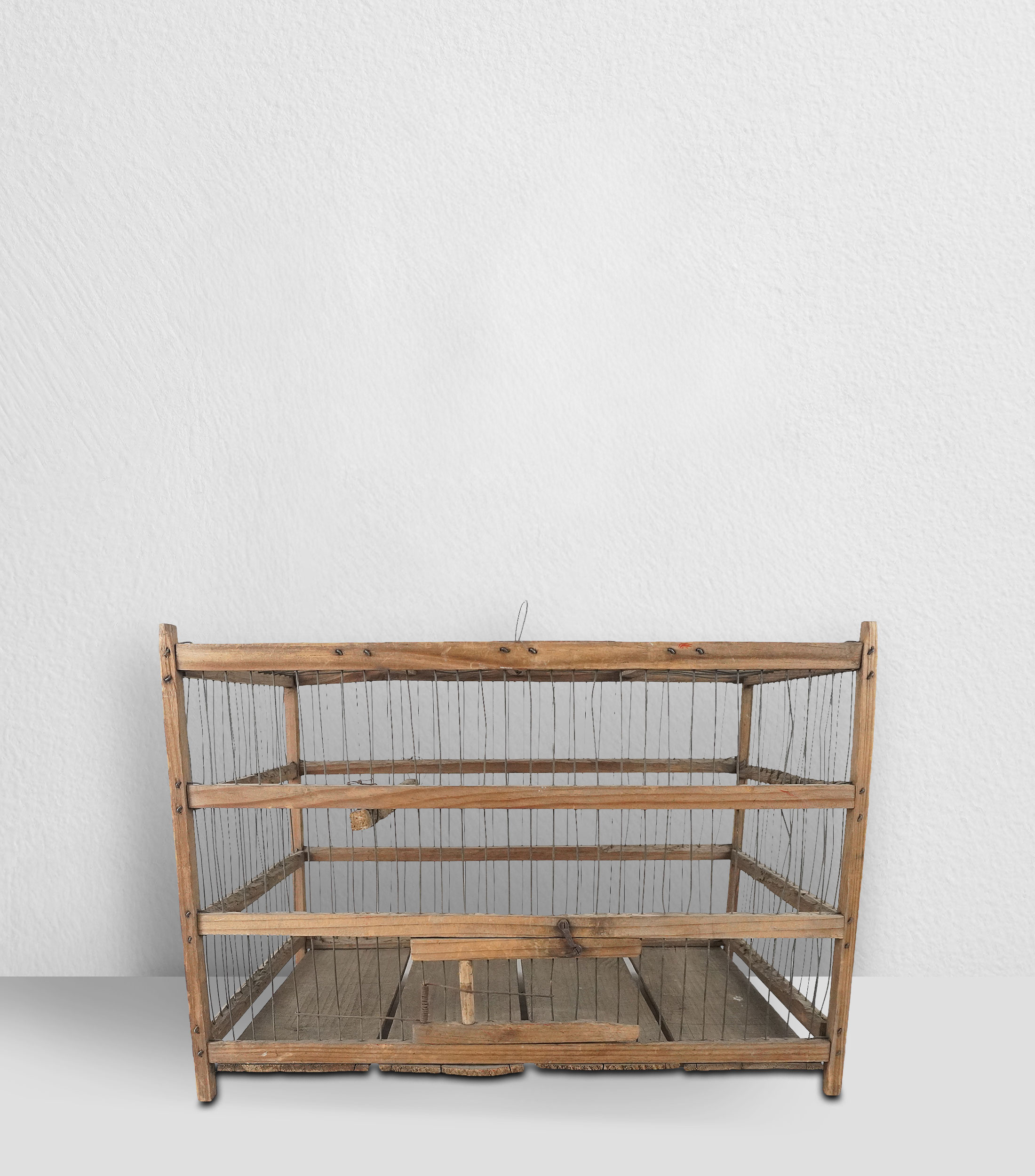 Jaula decorativa en madera y metal