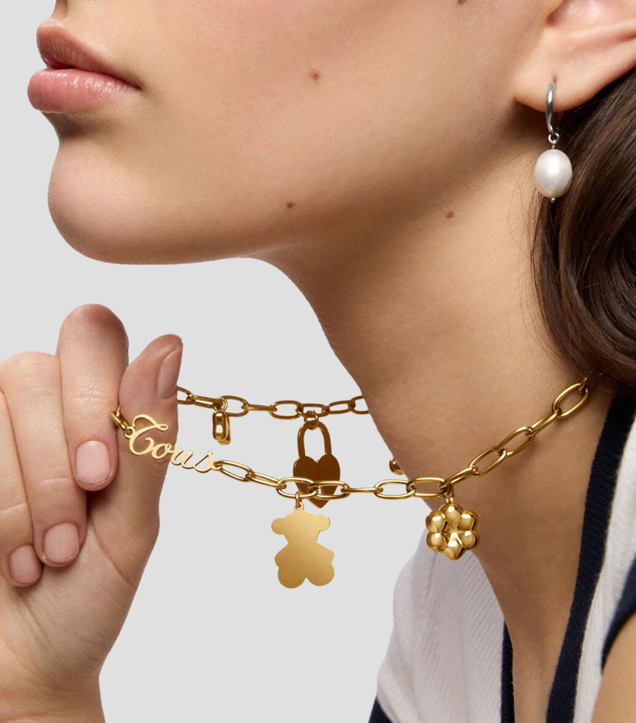 Collar con dijes Mujer