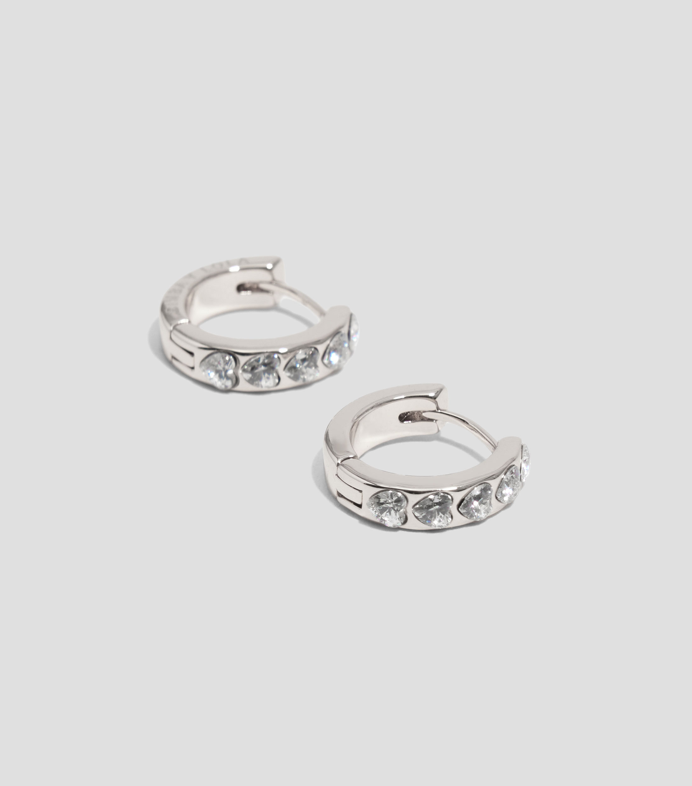 Aretes aro cristales corazón plateado Mujer