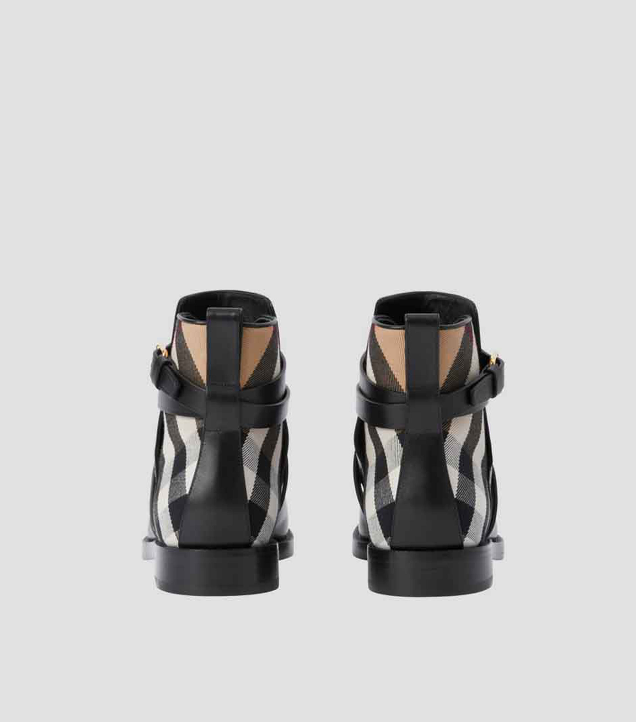 Botines planos cortos en piel Mujer