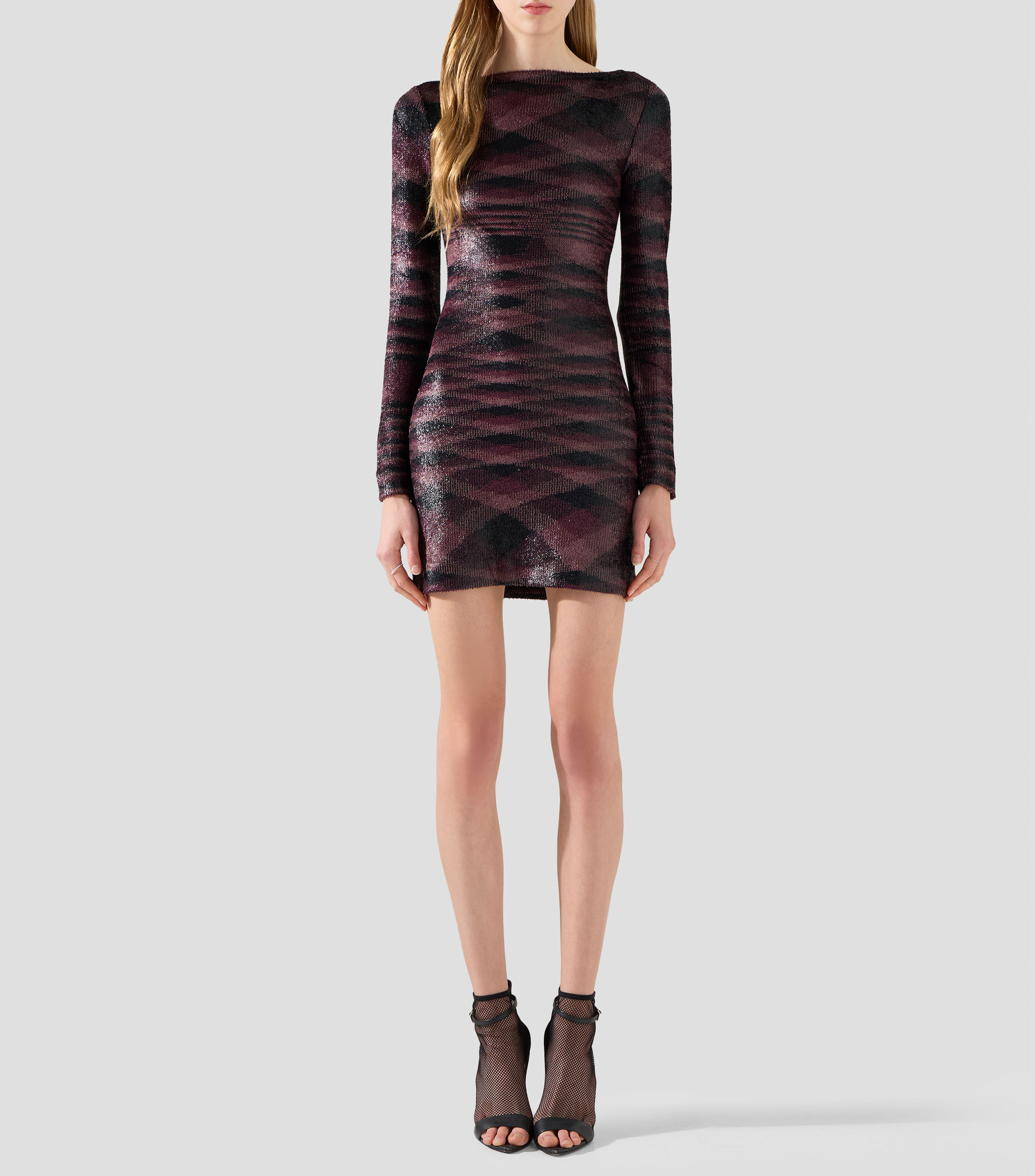 Vestido corto manga larga Mujer
