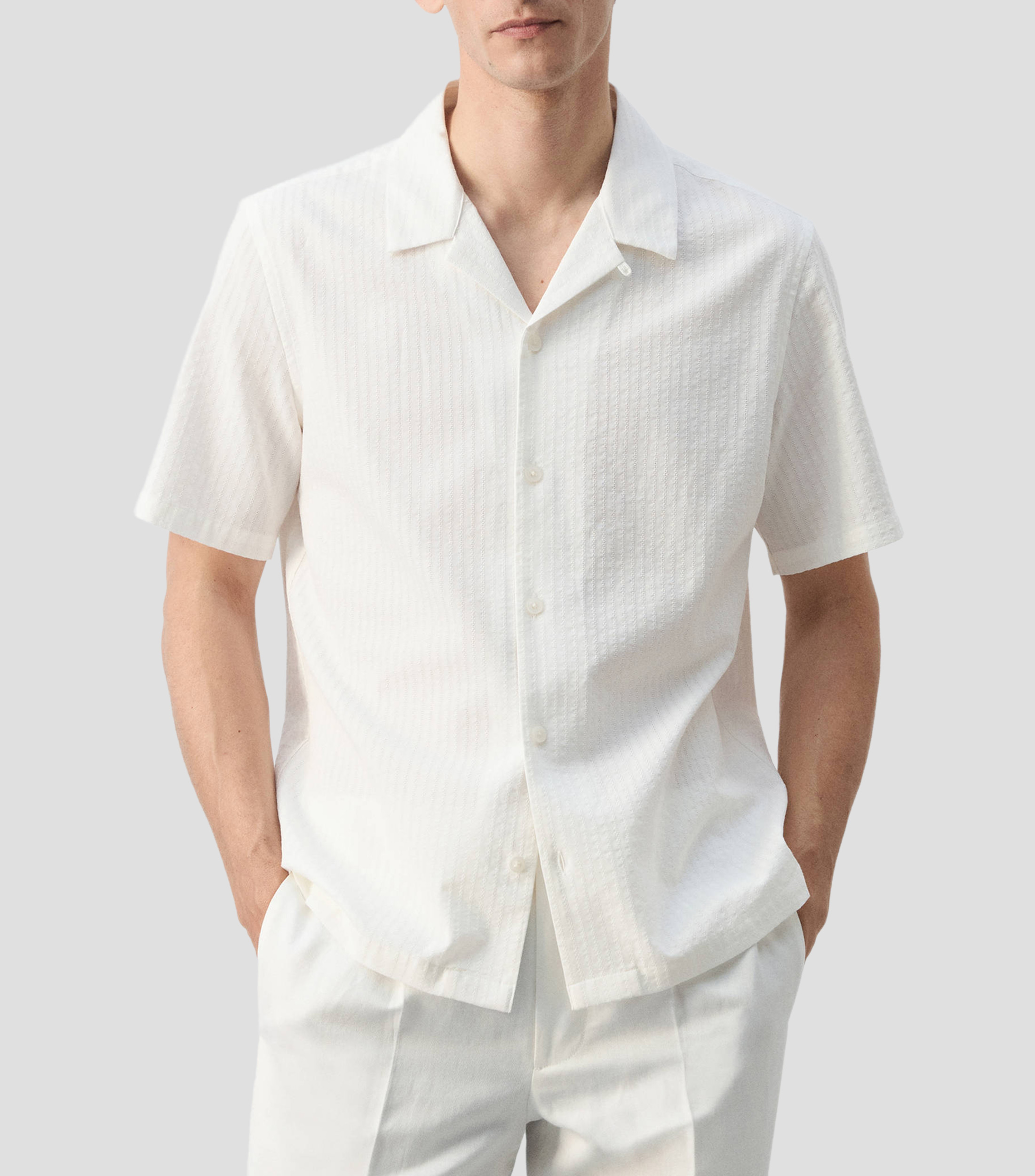 Camisa con microdiseños manga corta Hombre