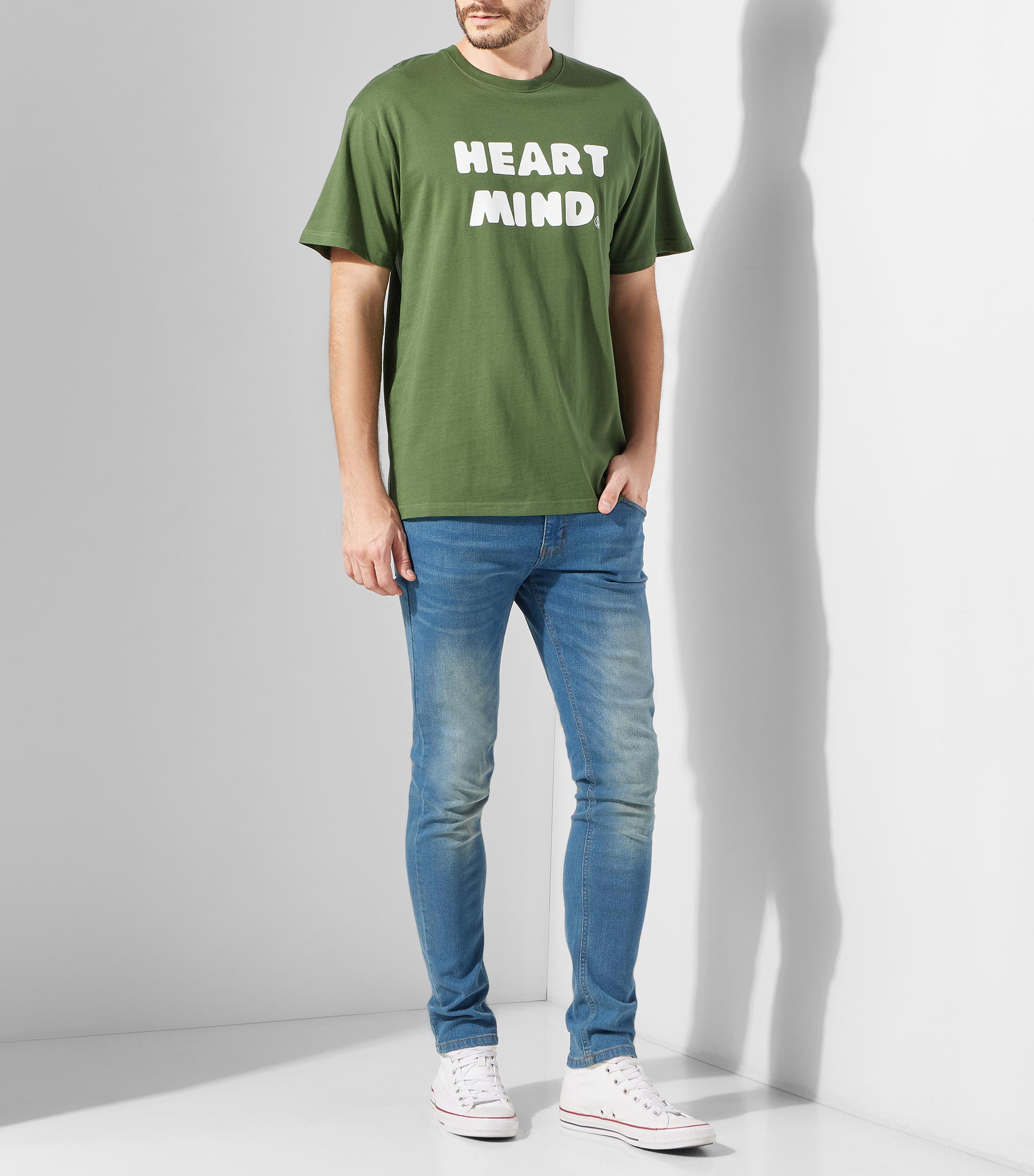 Playera cuello redondo manga corta Heart con estampado Hombre