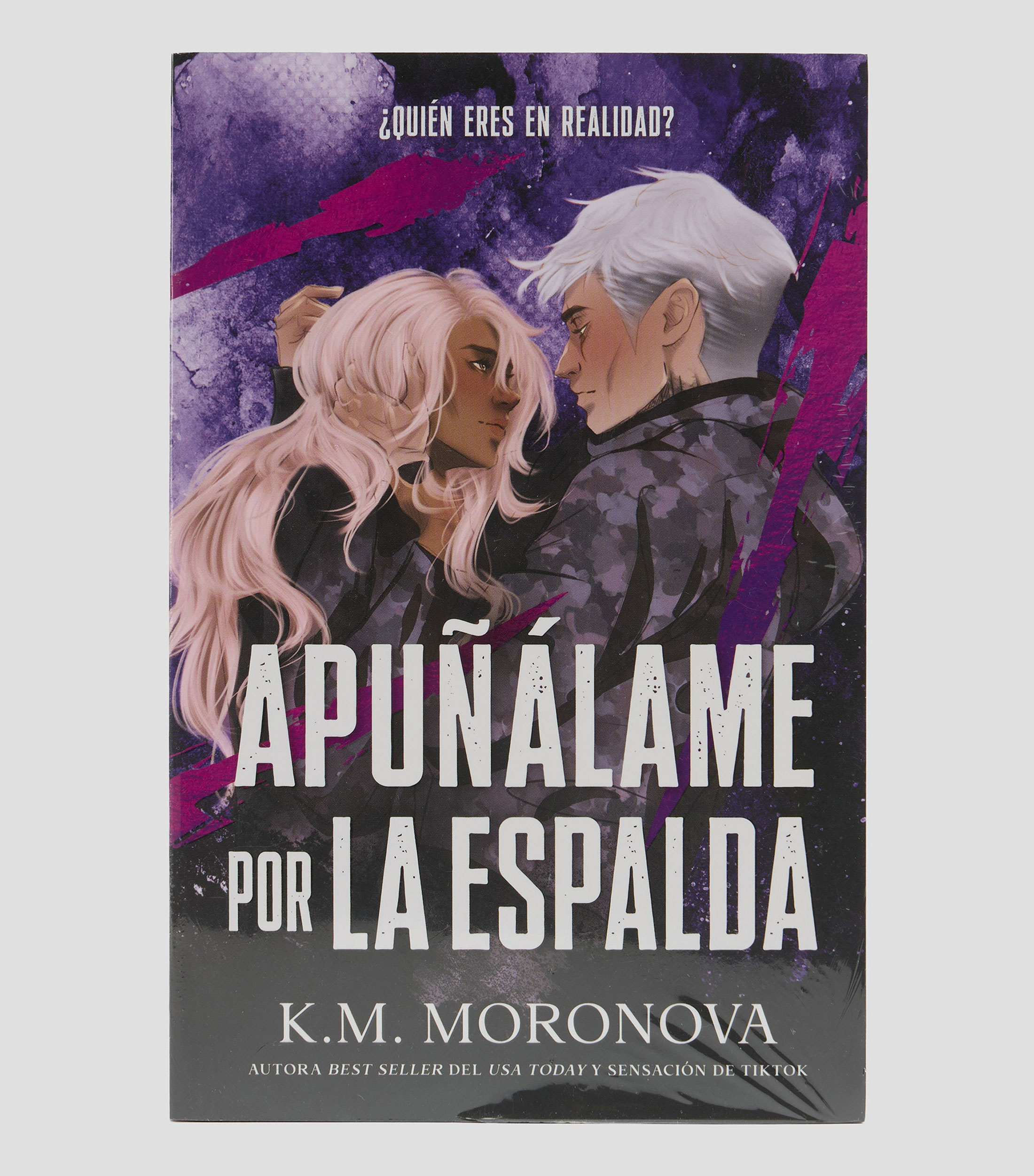 Interés GeneralApuñálame por la espalda, K.M. Moronova